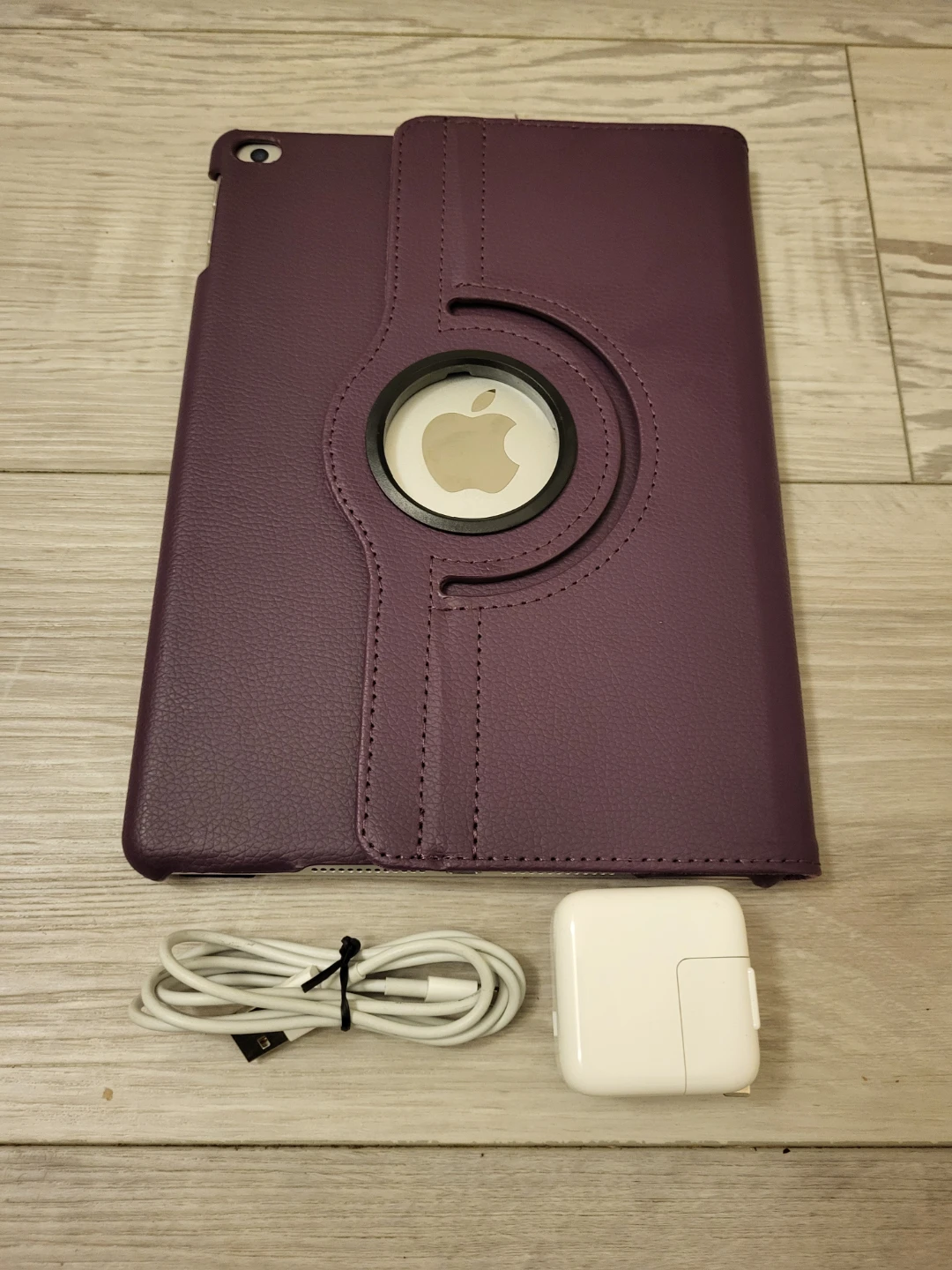 Apple iPad 5th Gen 128GB Wi-Fi - Gold