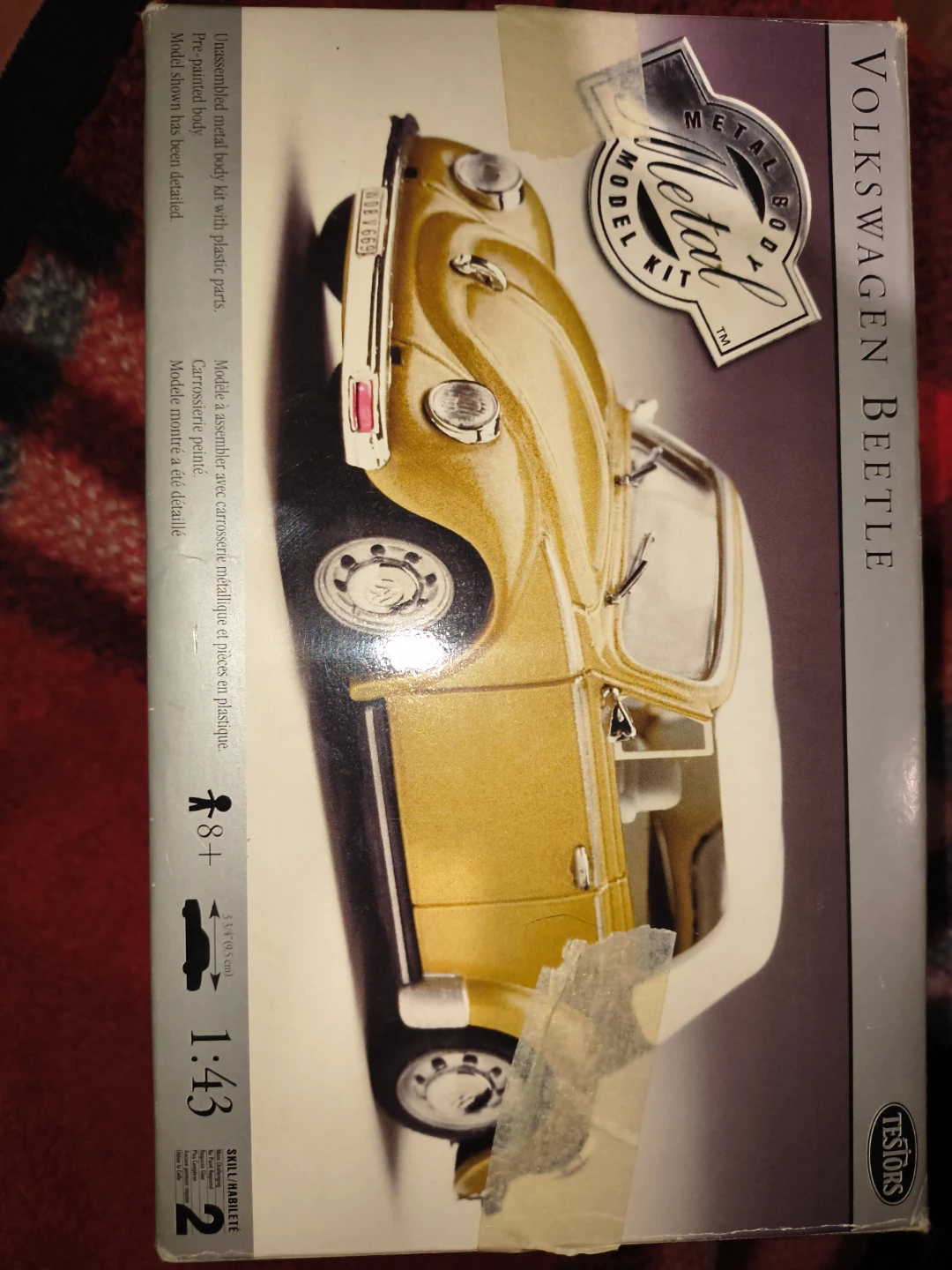 Testors Volkswagen Beetle Metal Body Model Kit 1:43