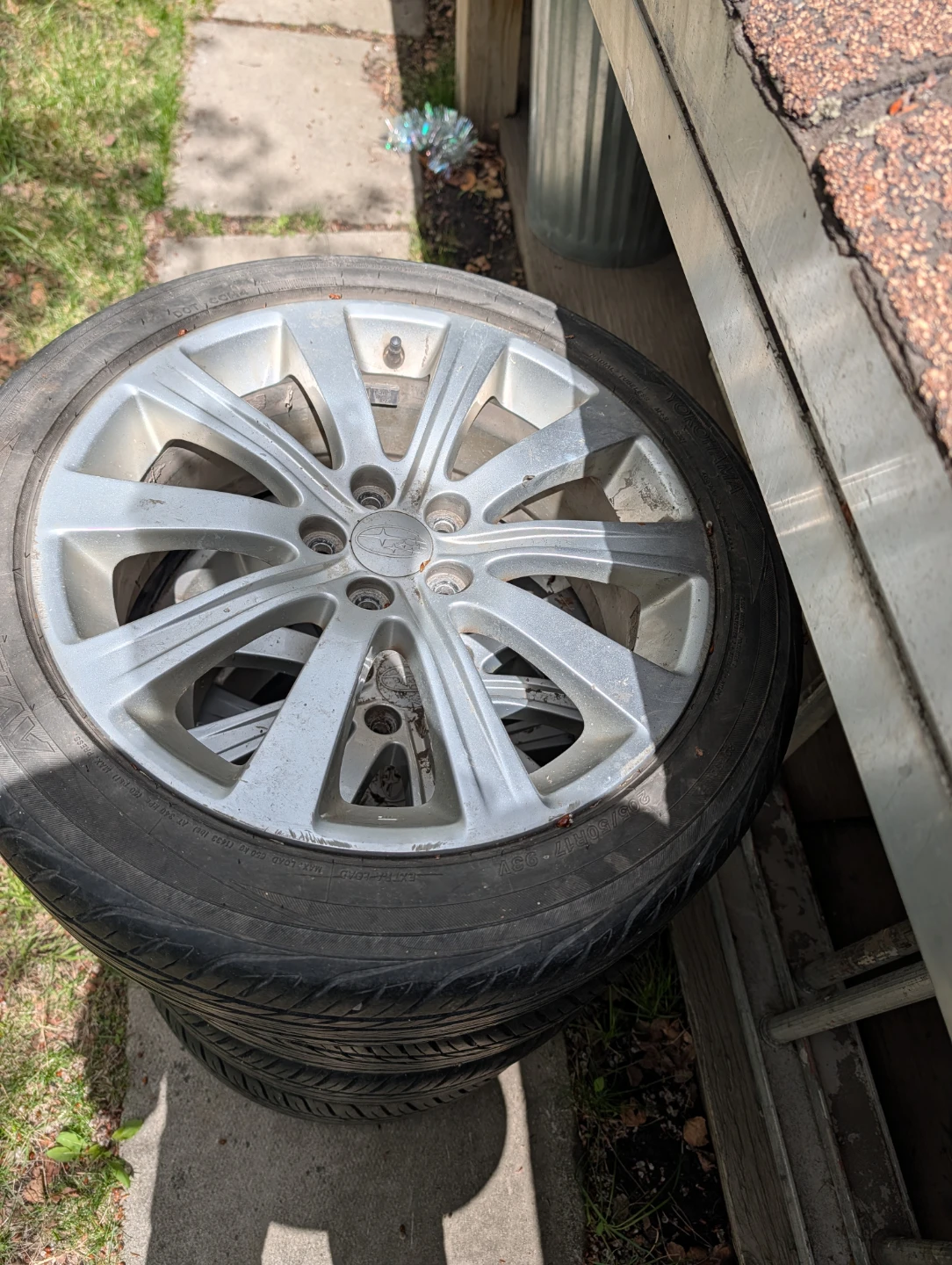 Set of 4 Tires with Rims Yokohama  avidenver 205 50 R17