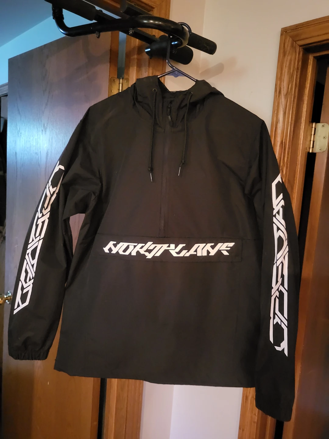 Northlane Windbreaker