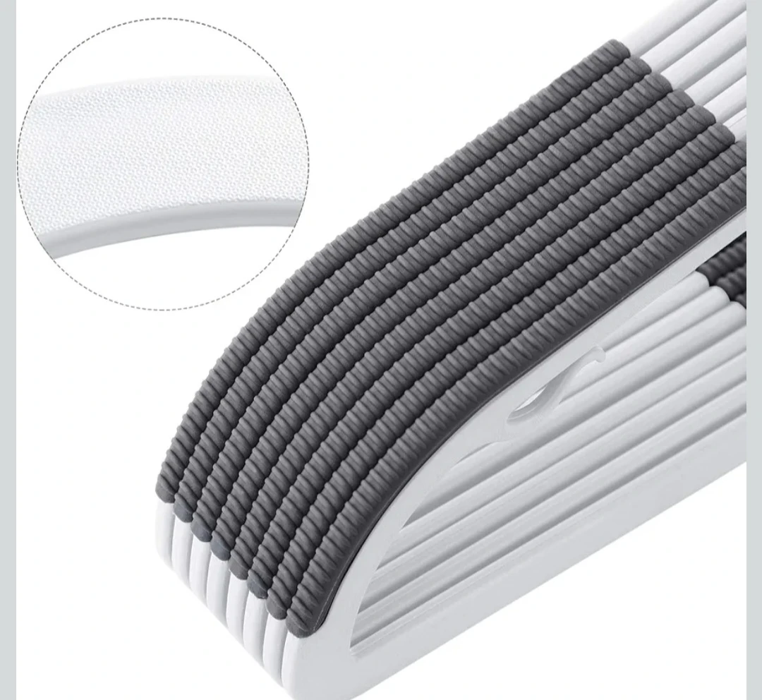 Set of 20 Non-Slip Clothes Hangers - photo 4
