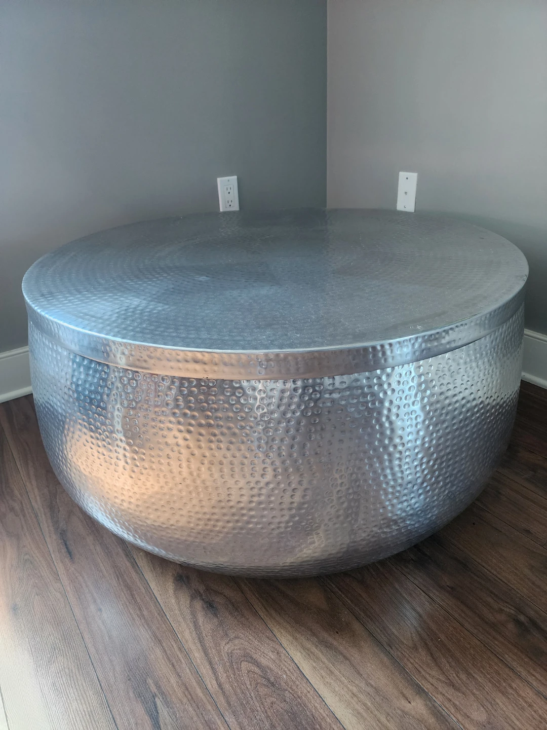 Silver Hammered Metal Round Coffee Table - photo 2