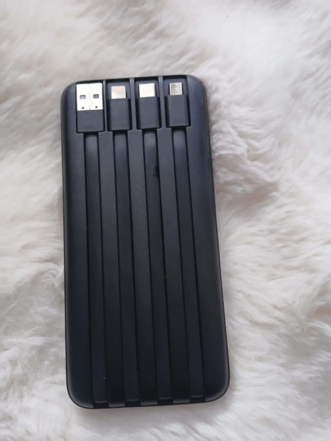 Phone charger power bank - photo 3