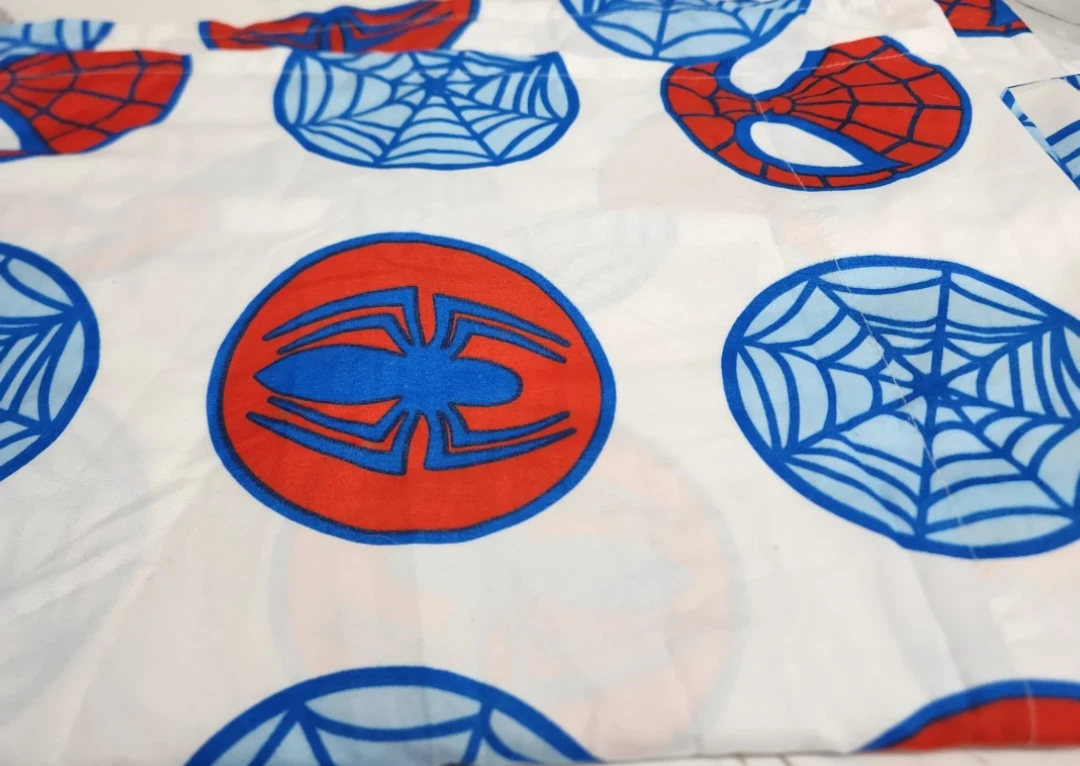 Spider man. Children's flat bedsheet for Queen or Double bed. - photo 2
