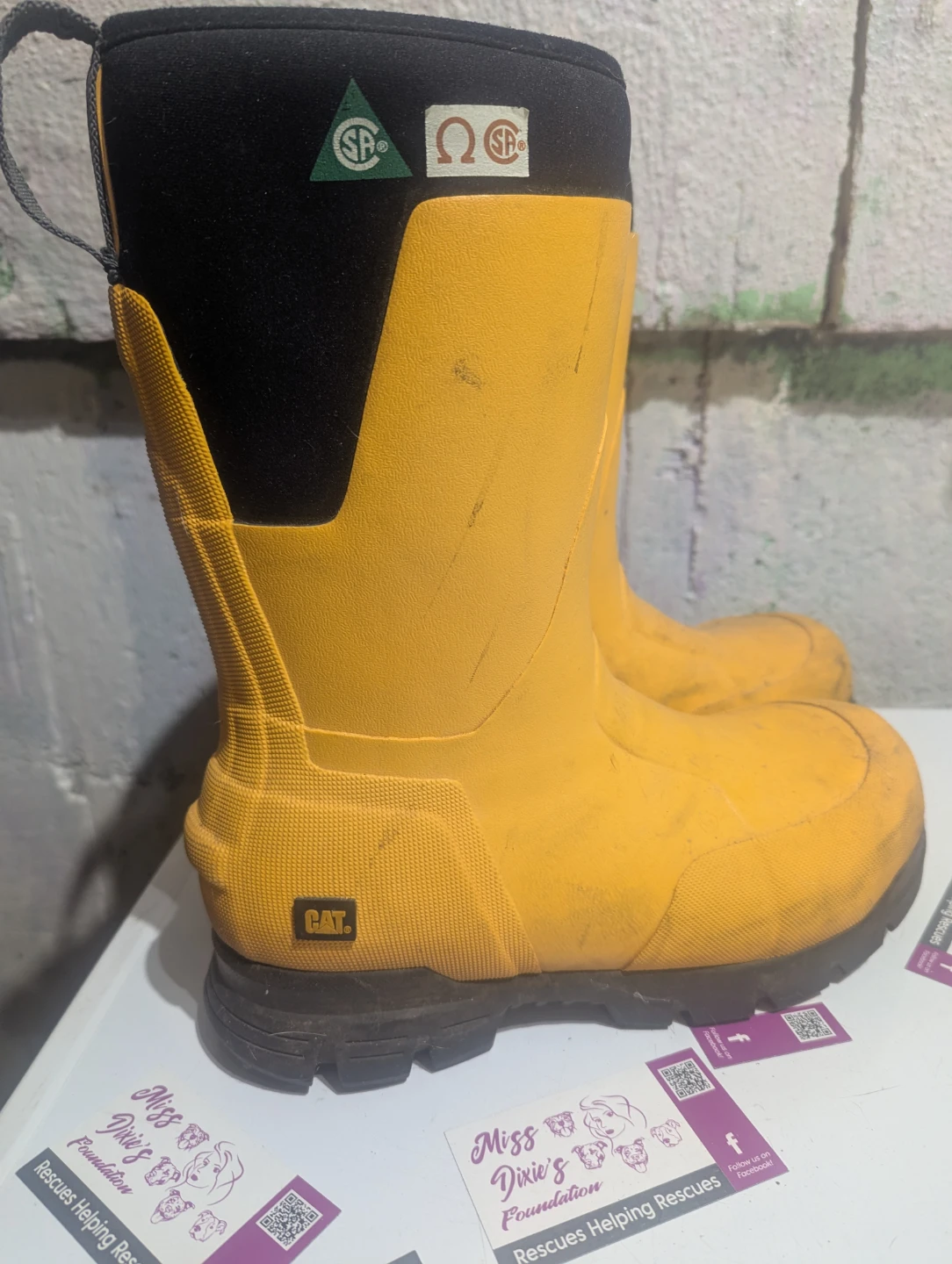 CAT Work Boots Yellow Size 6 Men 8Women