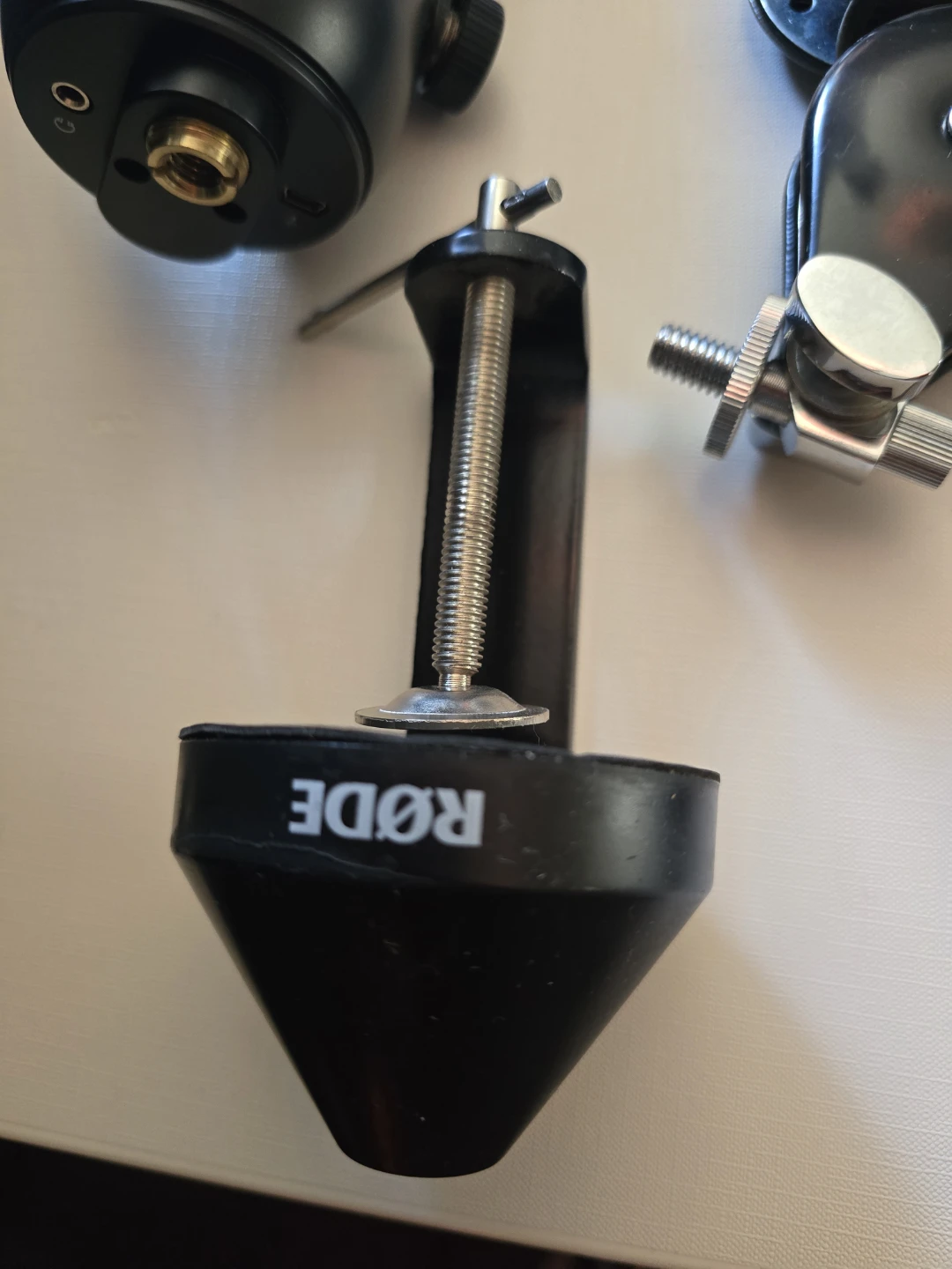 Blue Yeti USB Microphone with Rode Arm and Accessories - photo 4