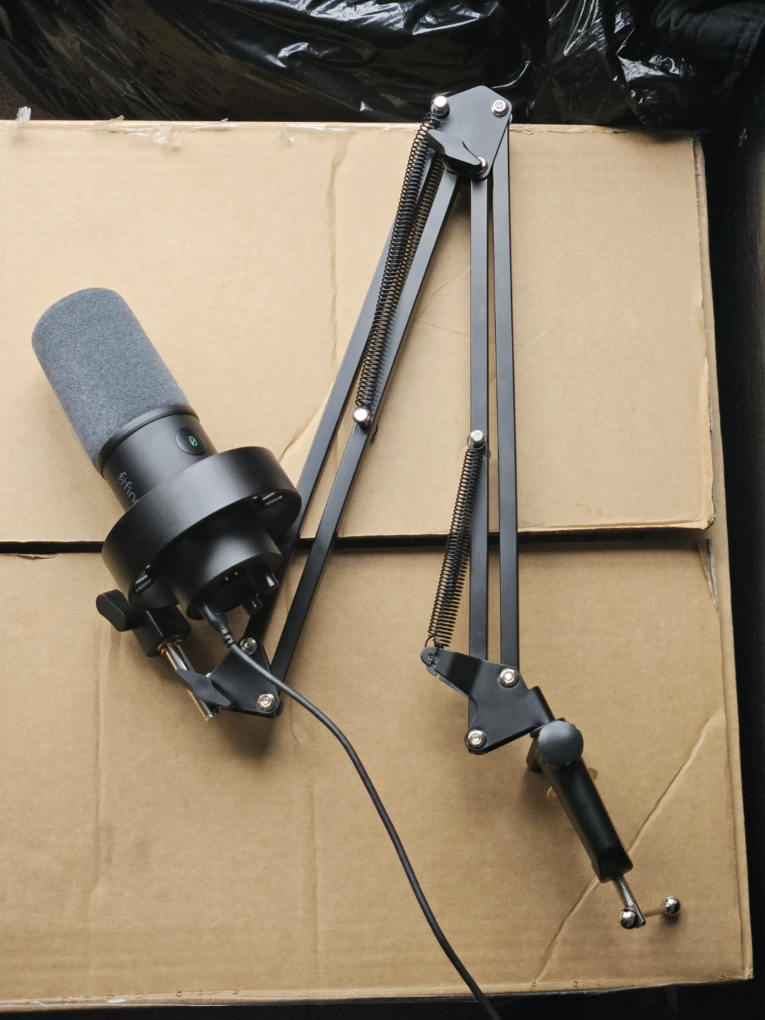 FIFINE K688CT USB/XLR Dynamic Microphone Kit - photo 3
