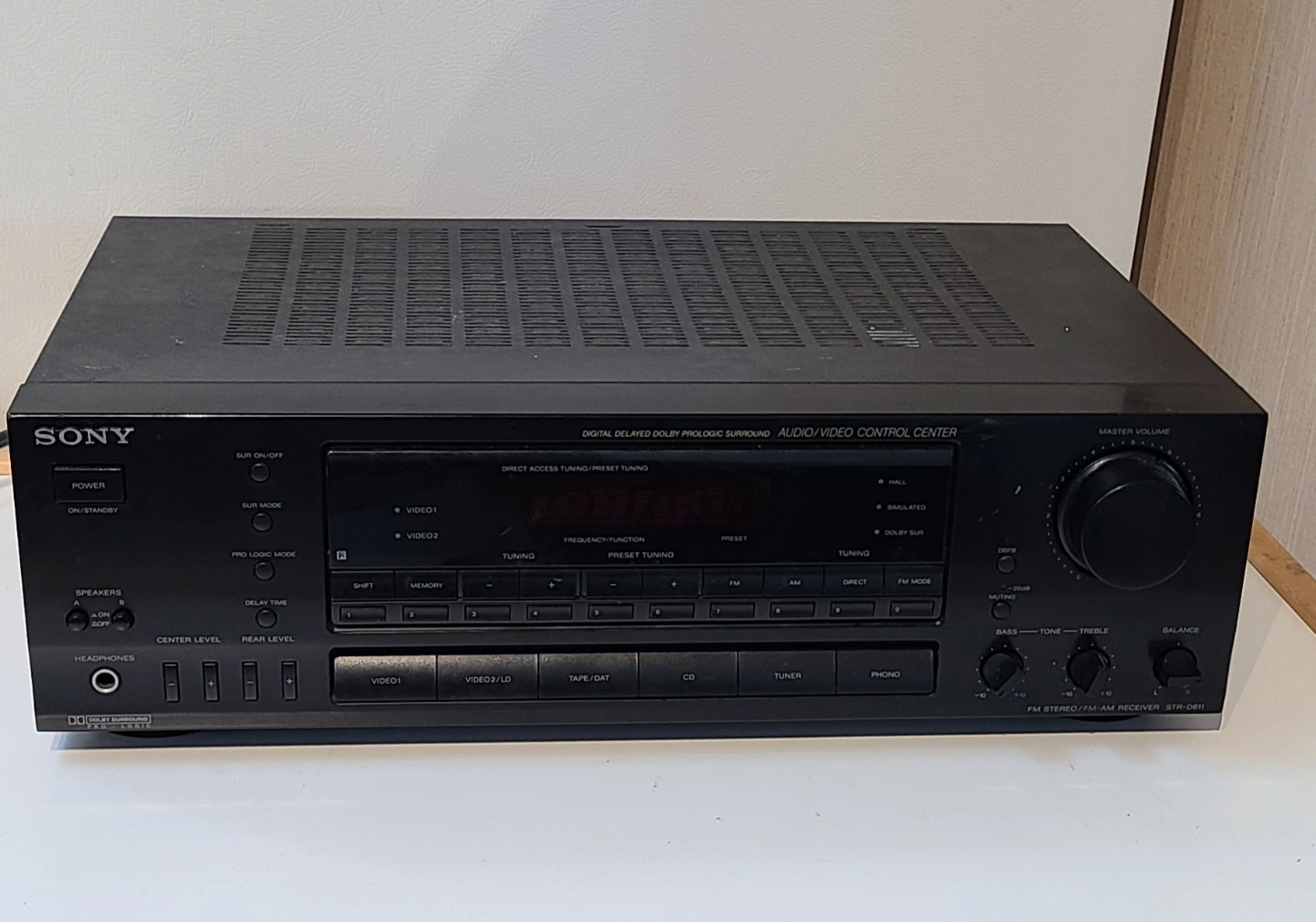Sony STR-D611 AM/FM Audio Video Stereo Receiver - photo 2