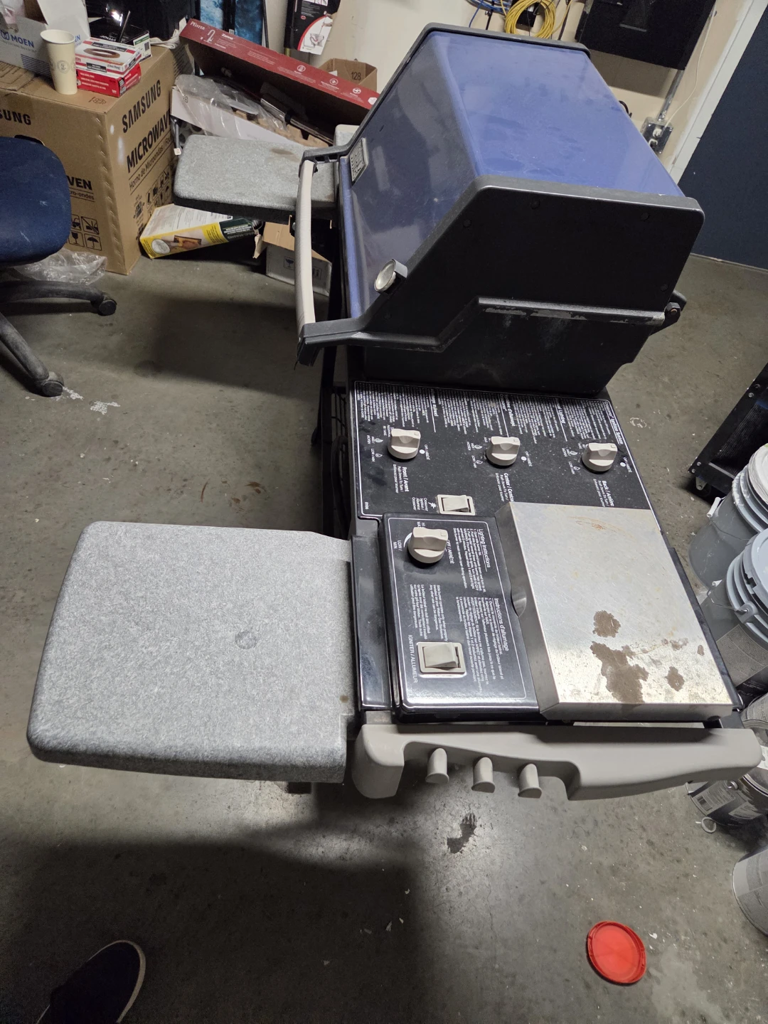 Weber "Silver" Propane Grill - photo 3