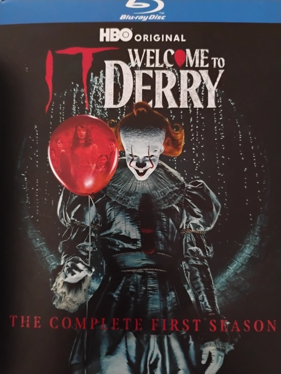 IT Welcome to Derry The Complete First Season Blu-ray