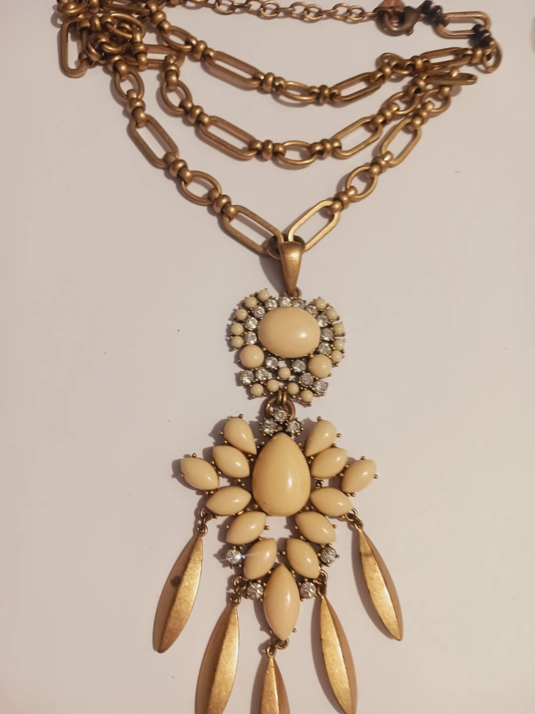 STELLA & DOT Vintage Gold Tone Beige Stones Necklace