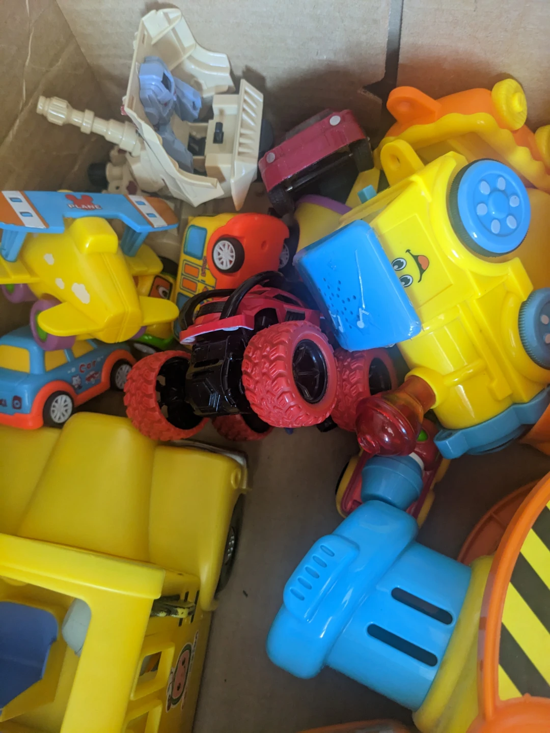 VTech Push & Pop Bulldozer and other toy vehicles - photo 2