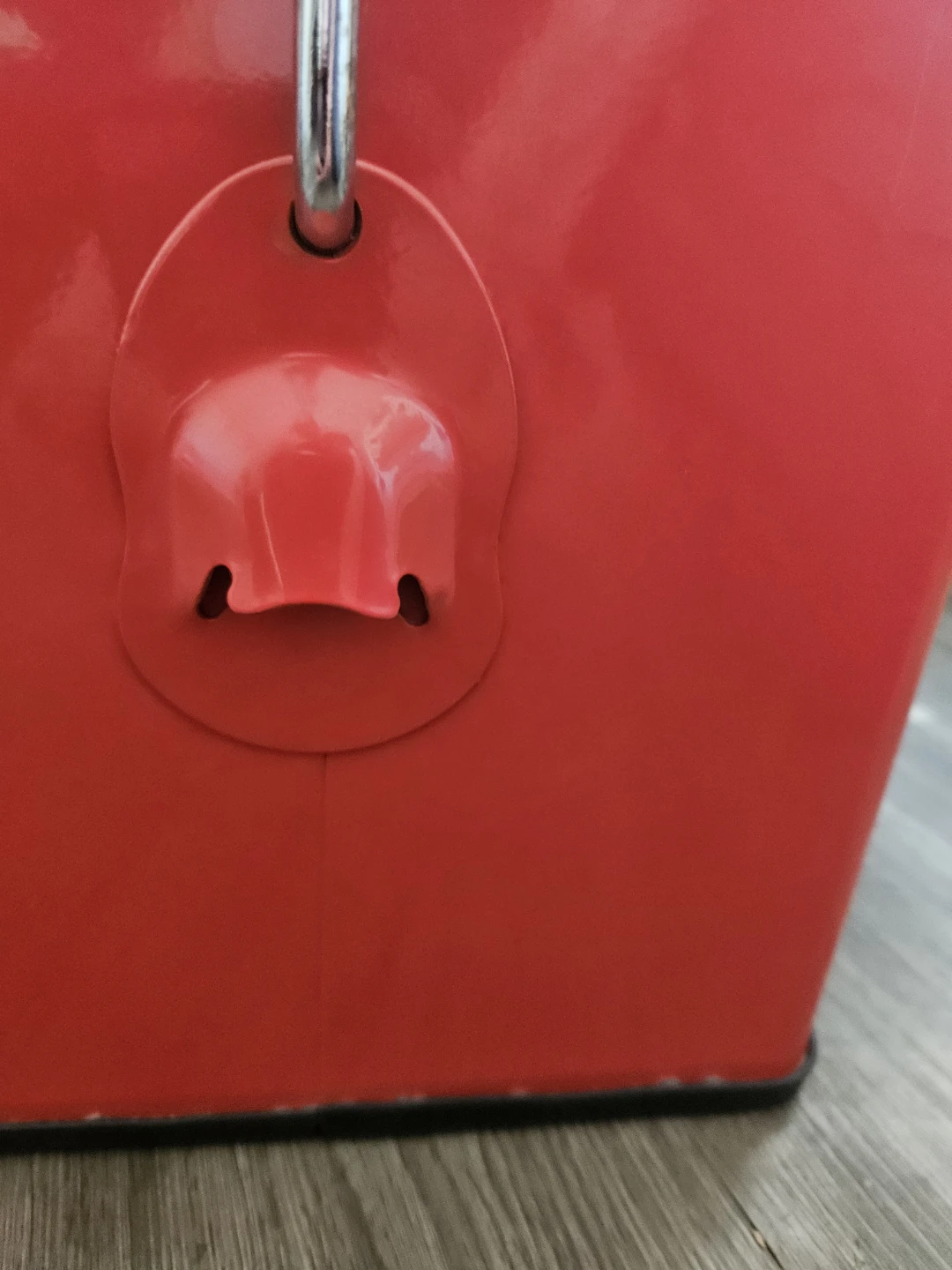 Big Rock Brewery Red Cooler Box - photo 2
