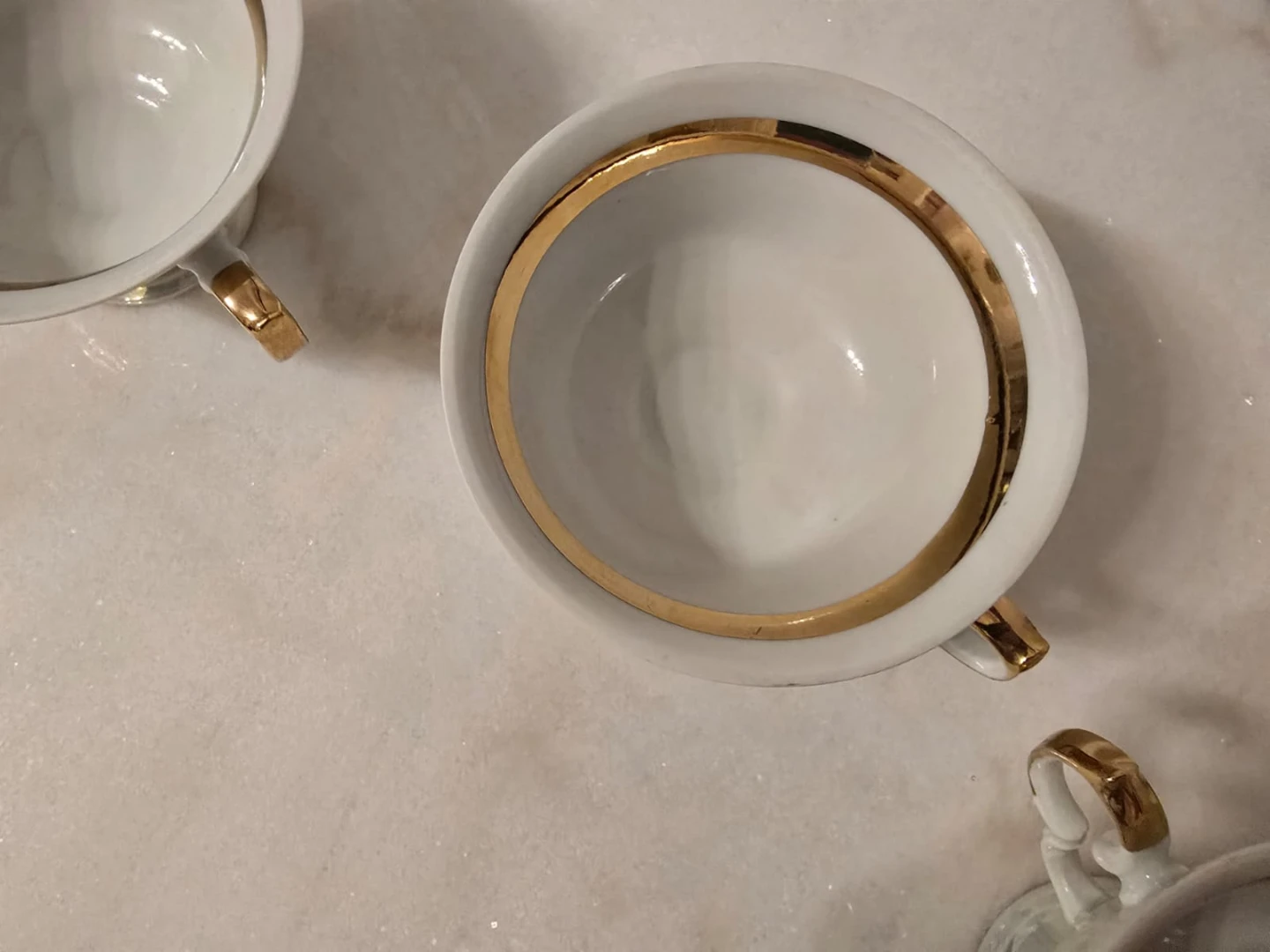 Set of 4 Vintage Floral Teacups with Gold Rim - photo 4