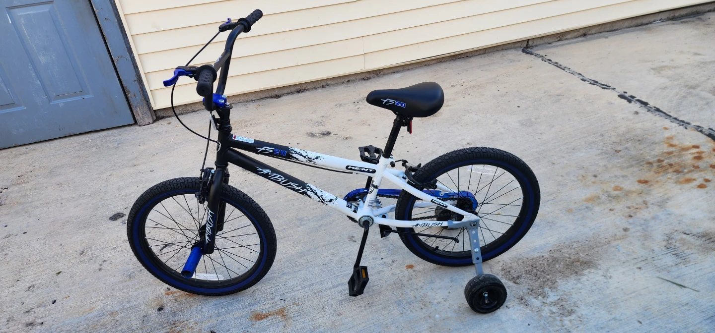 AMBUSH BMX Bike with Training Wheels