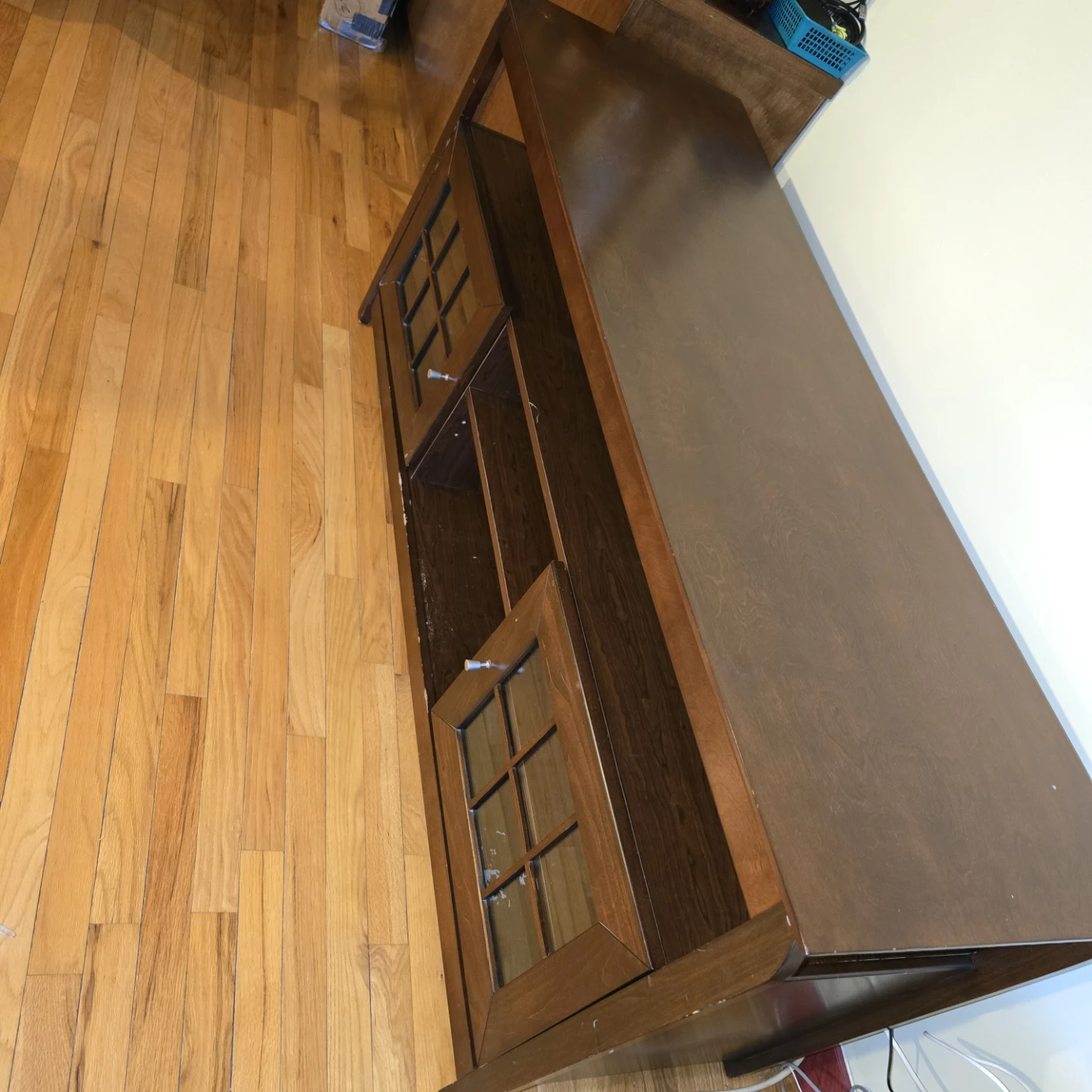 Dark Wood Entertainment Unit with Glass Doors - photo 2