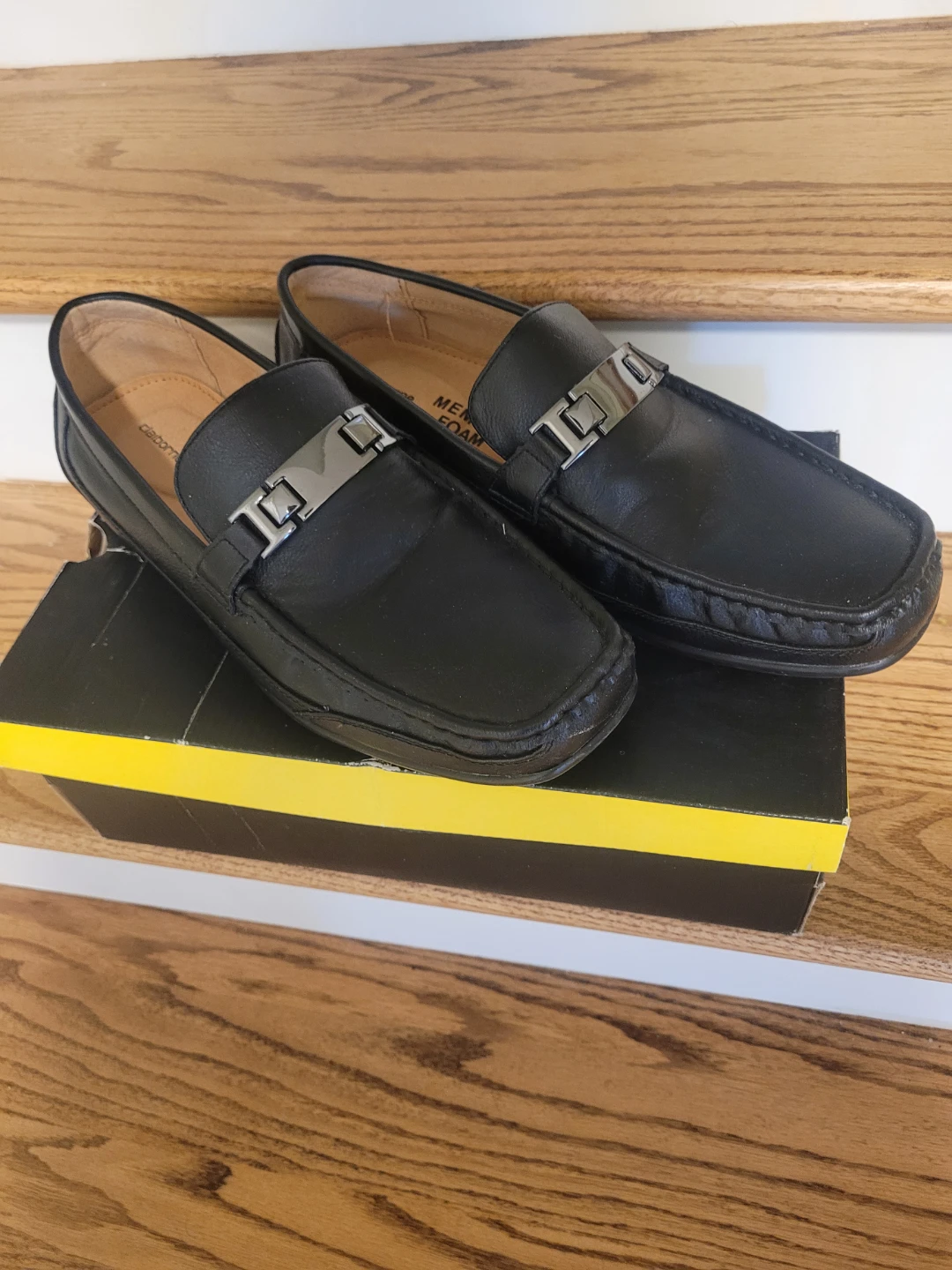 Men Shoes Size 11