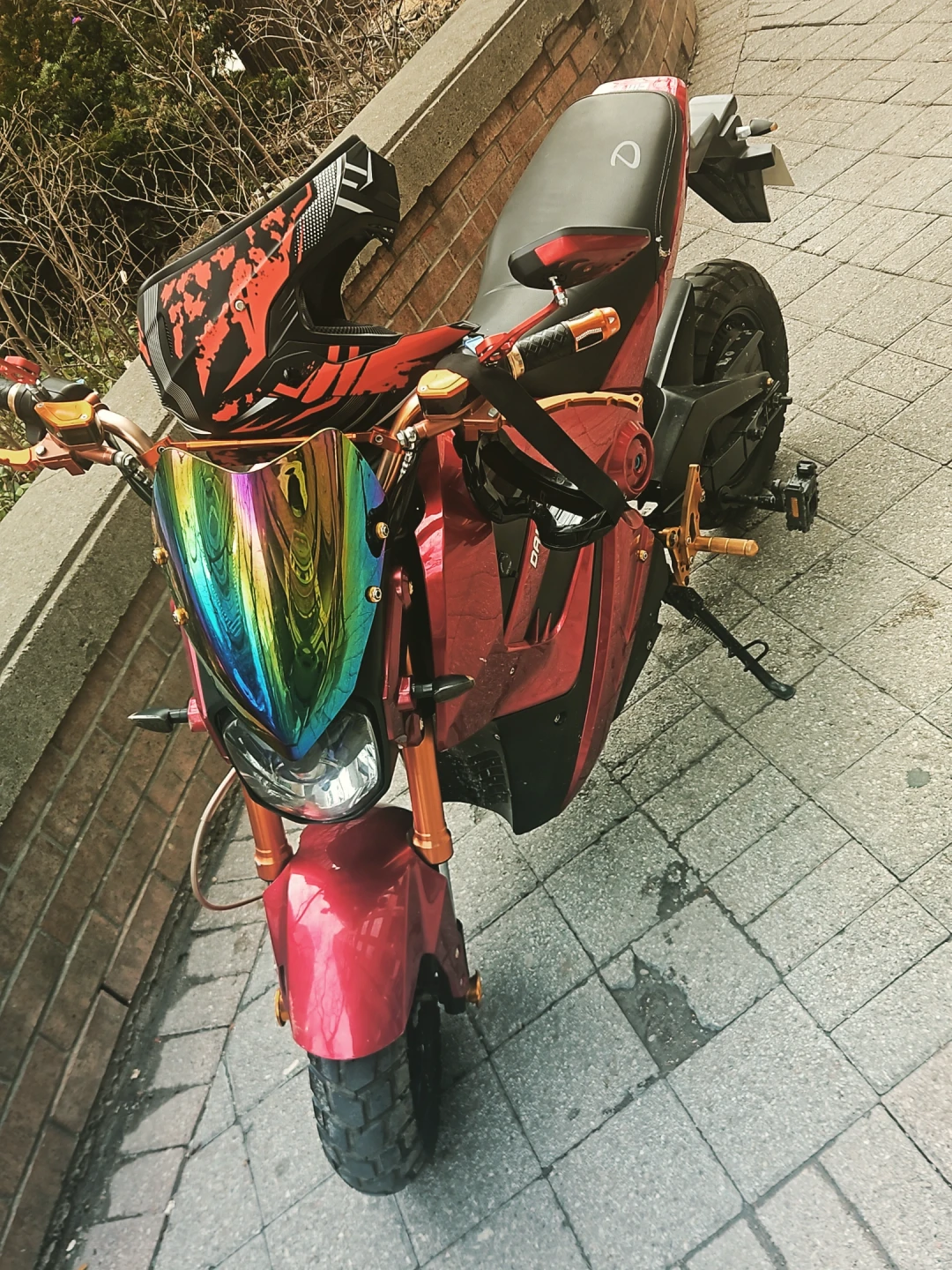 Daymak EM1 72V Lithium Electric Scooter - photo 5