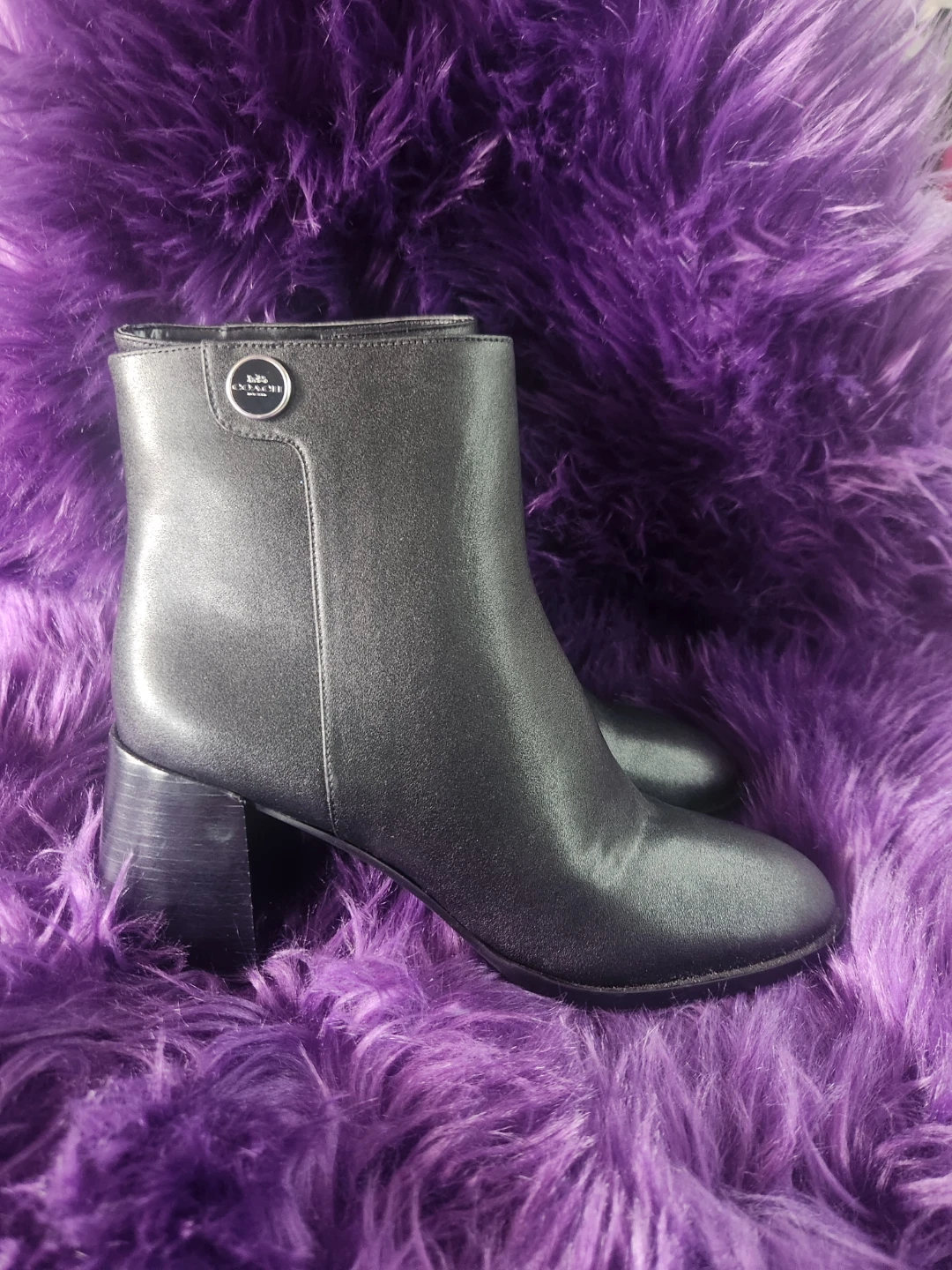 Coach Shana Black Leather Ankle Boots Size 10B - photo 2