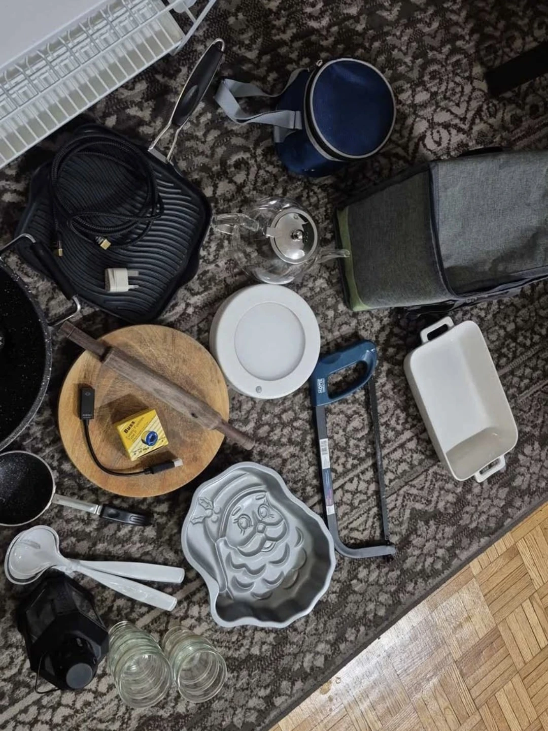 Assorted Kitchen Items & Other stuff