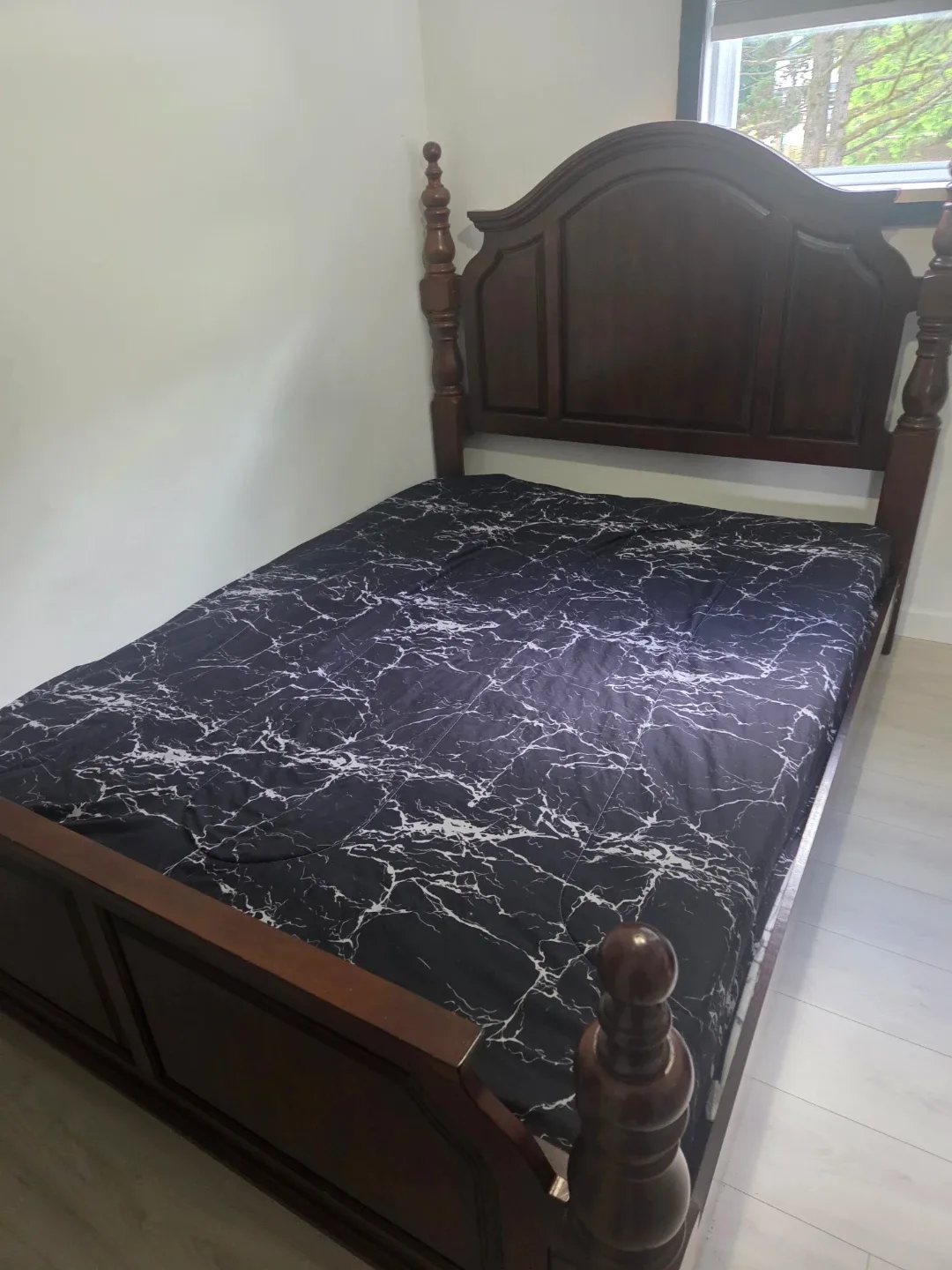 Wooden Bed Frame with Headboard