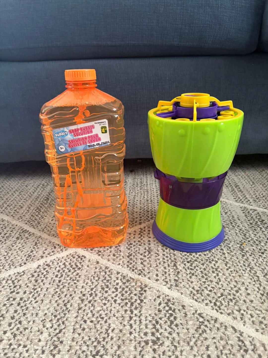 Bubbly Soap Bubble Solution & Machine