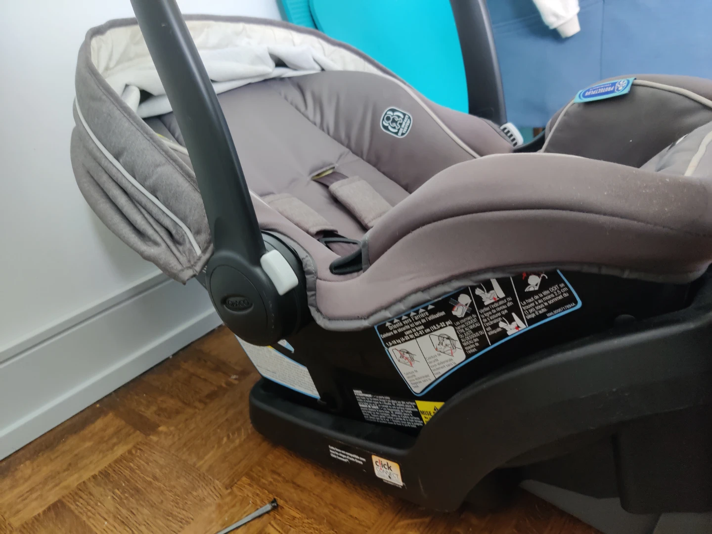 Graco SnugRide 35 Infant Car Seat with Base - photo 3