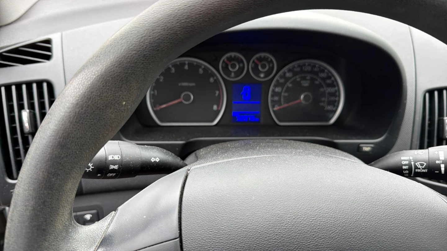 2009 Hyundai Elantra Manual With Safety - photo 5