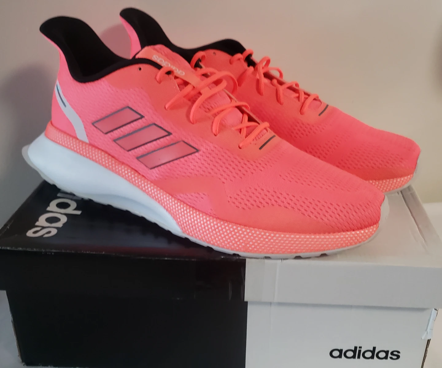 Brand new Adidas NOVAFVSE X W Sport Shous