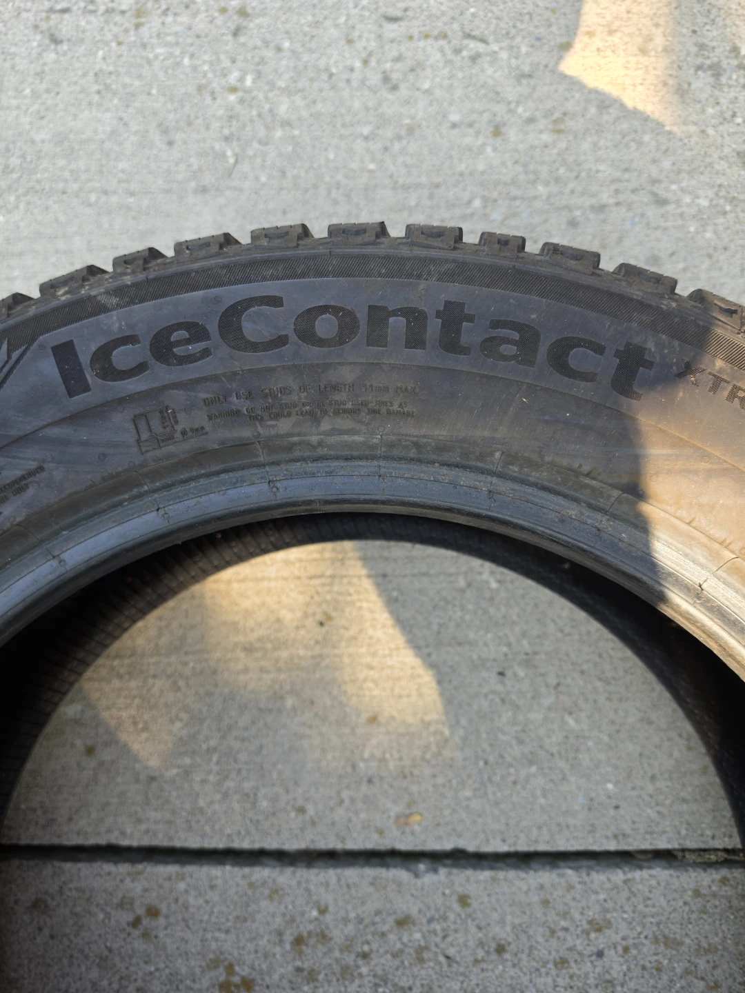 Continental IceContact 215/60 R17 XL Winter Tire - photo 2