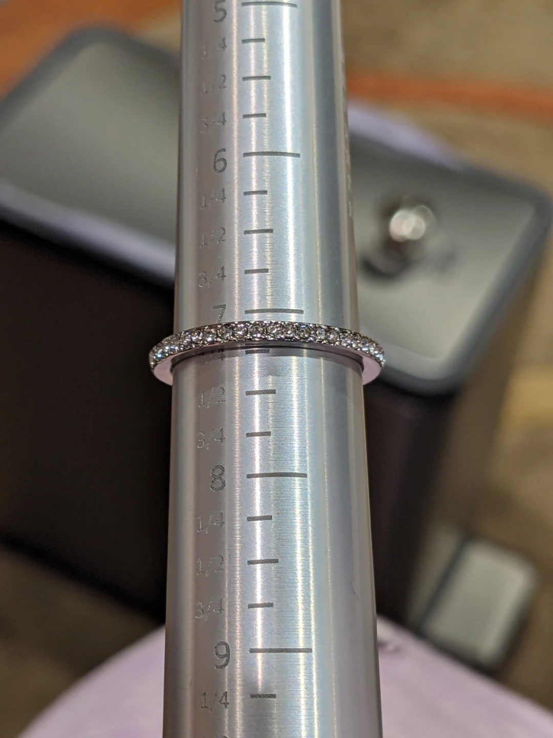 Size 7 Eternity Ring - photo 3