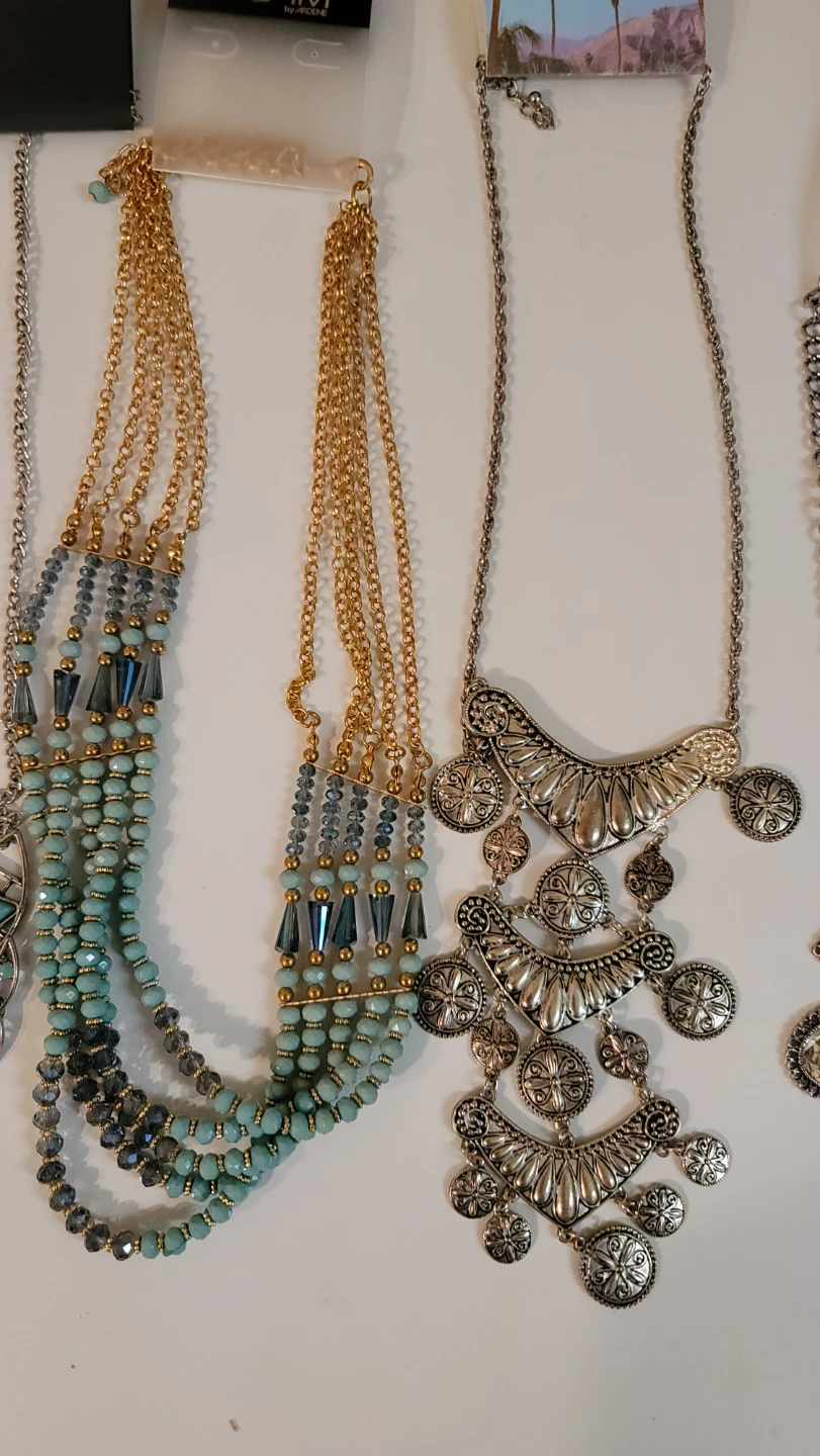 Assorted Fashion Necklaces - Ardene & Glam(35) - photo 3