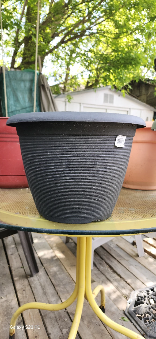 Dark Grey Plastic Planter Pot - photo 4