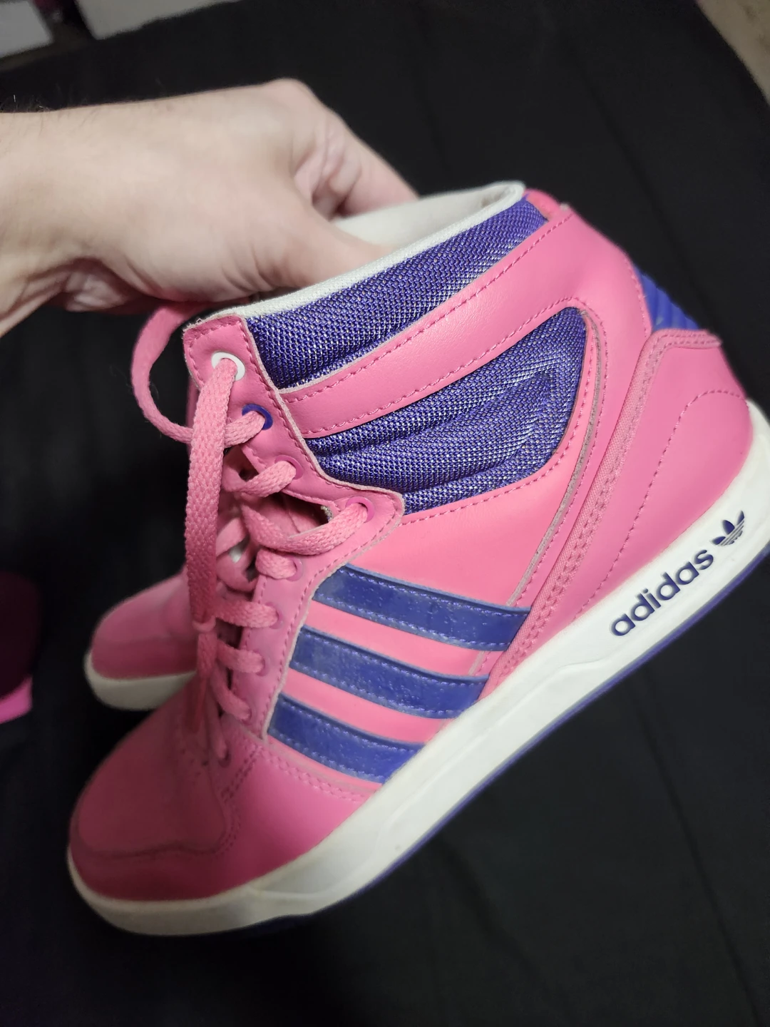 $10 women or youth adidas (6.5) - photo 2