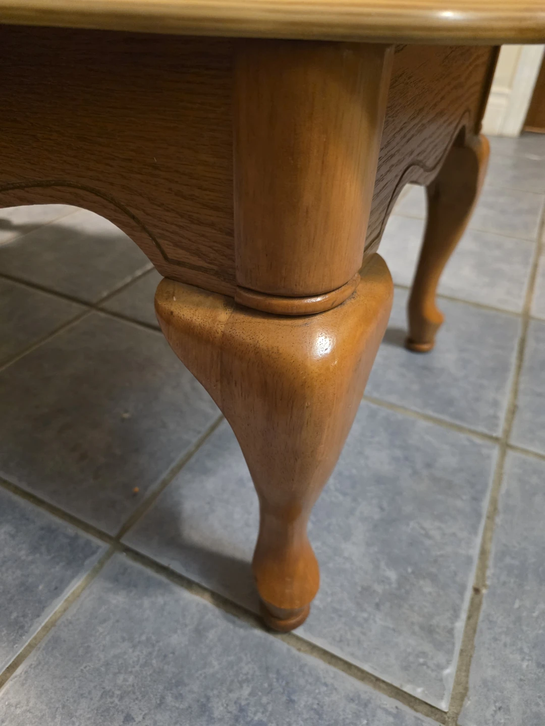 Oval Wood Coffee Table - photo 2