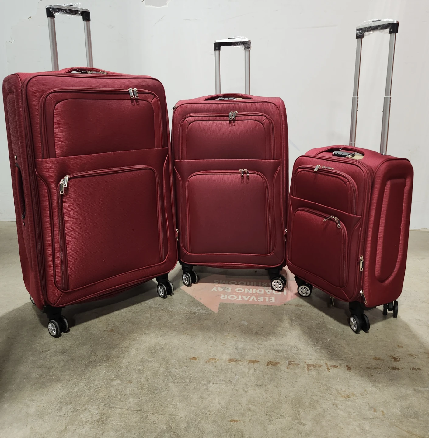 Softside Luggage Large Medium Carry On Lock Expandable Baggage - photo 3
