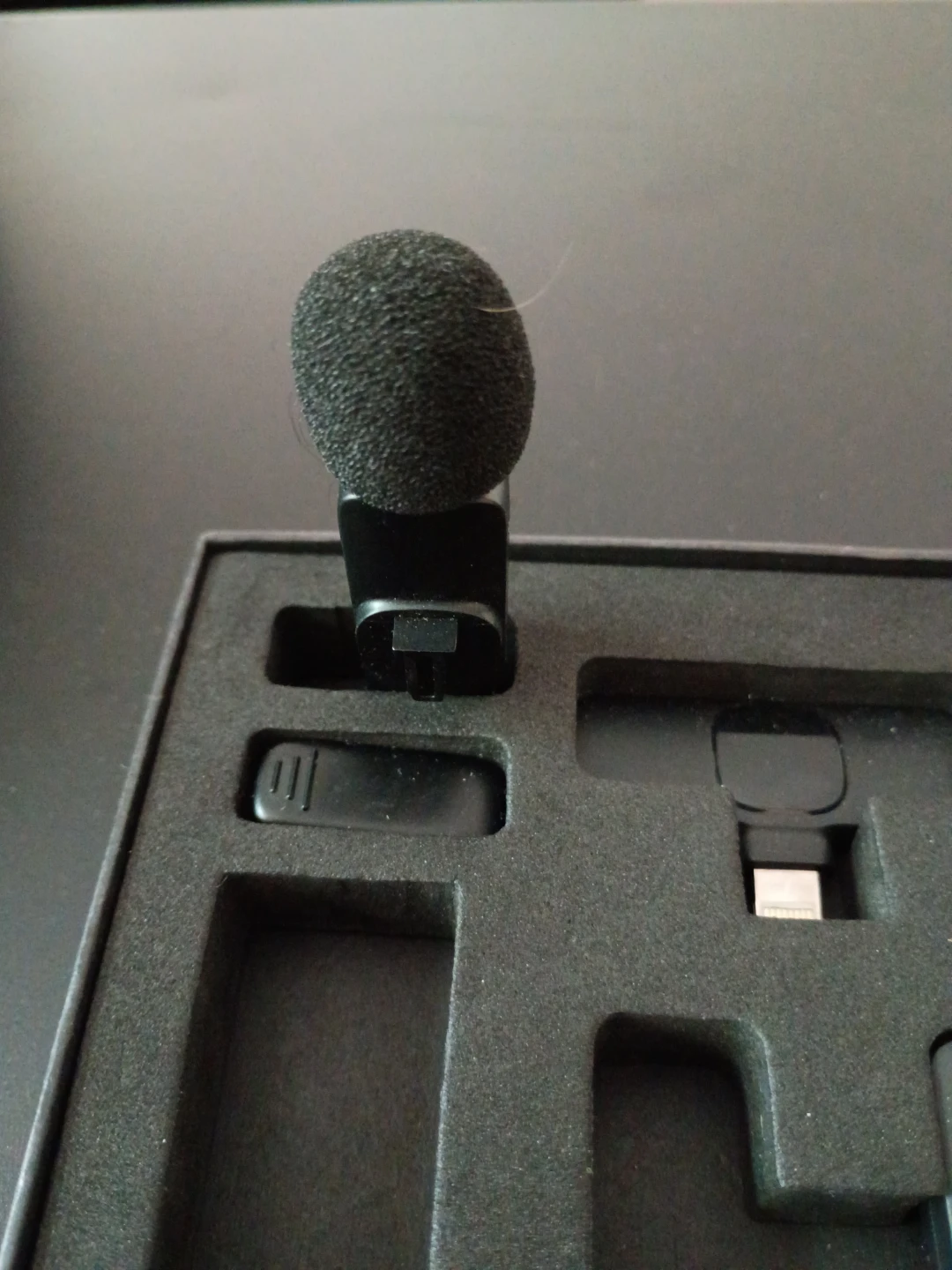 Wireless Lavalier Microphone System