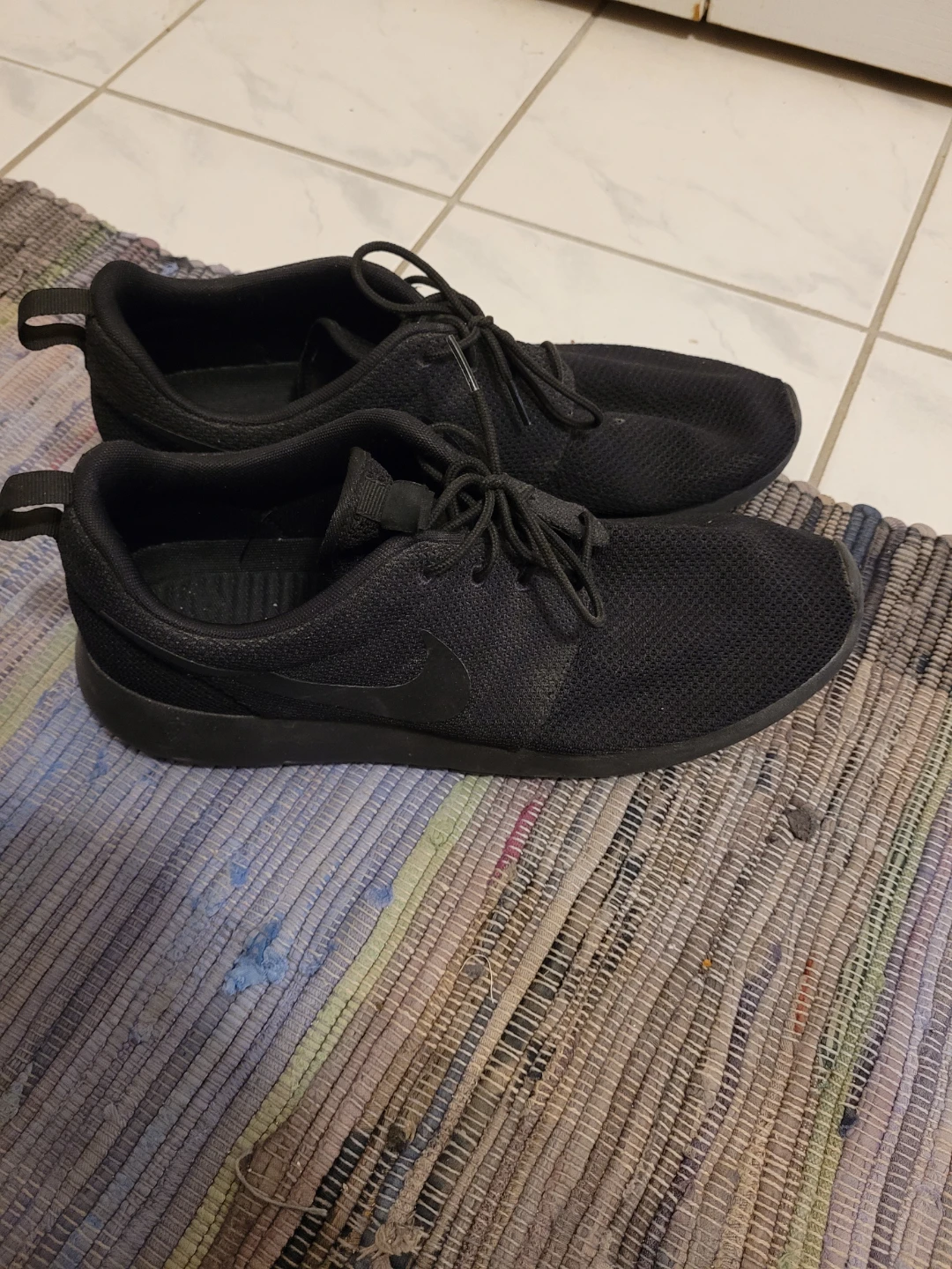 Nike Roshe Run Black Sneakers - photo 3