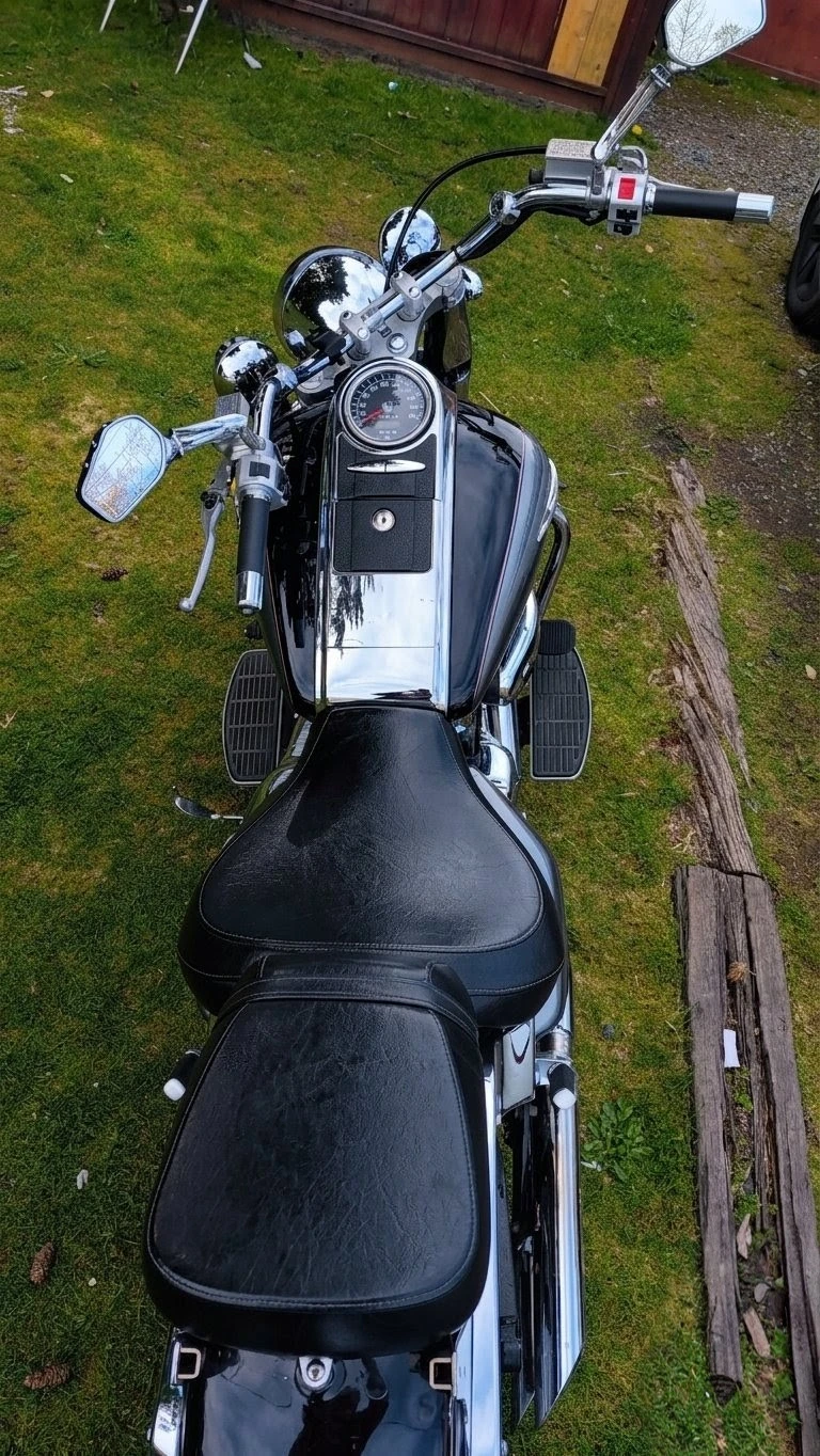 Suzuki Boulevard C90 Motorcycle - photo 5