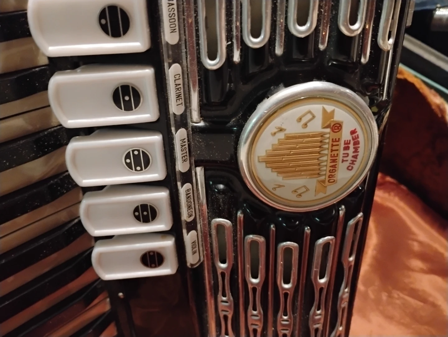 Vintage accordion - photo 3
