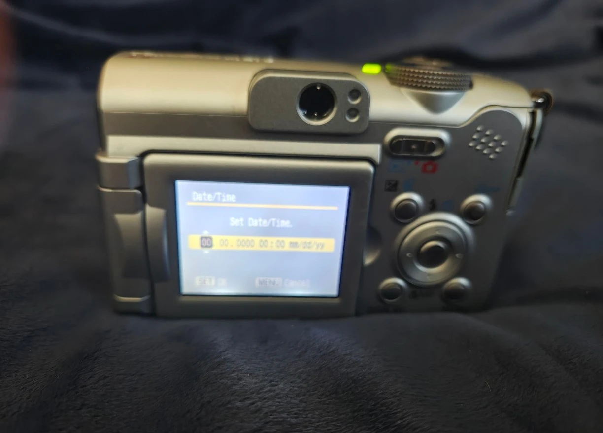 Canon PowerShot A610 Digital Camera - photo 5