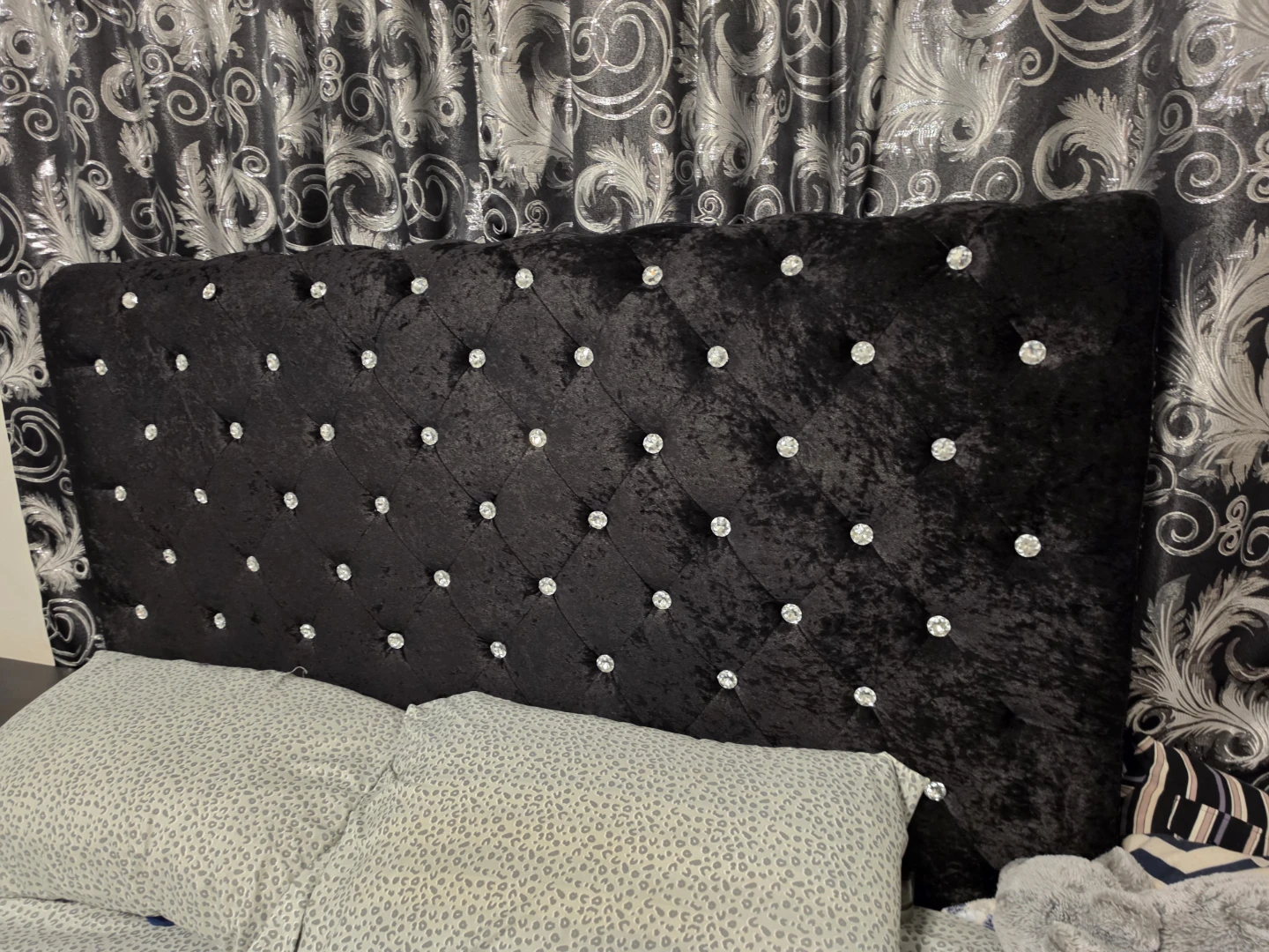 Black Velvet Diamond Tufted Headboard bed - photo 2
