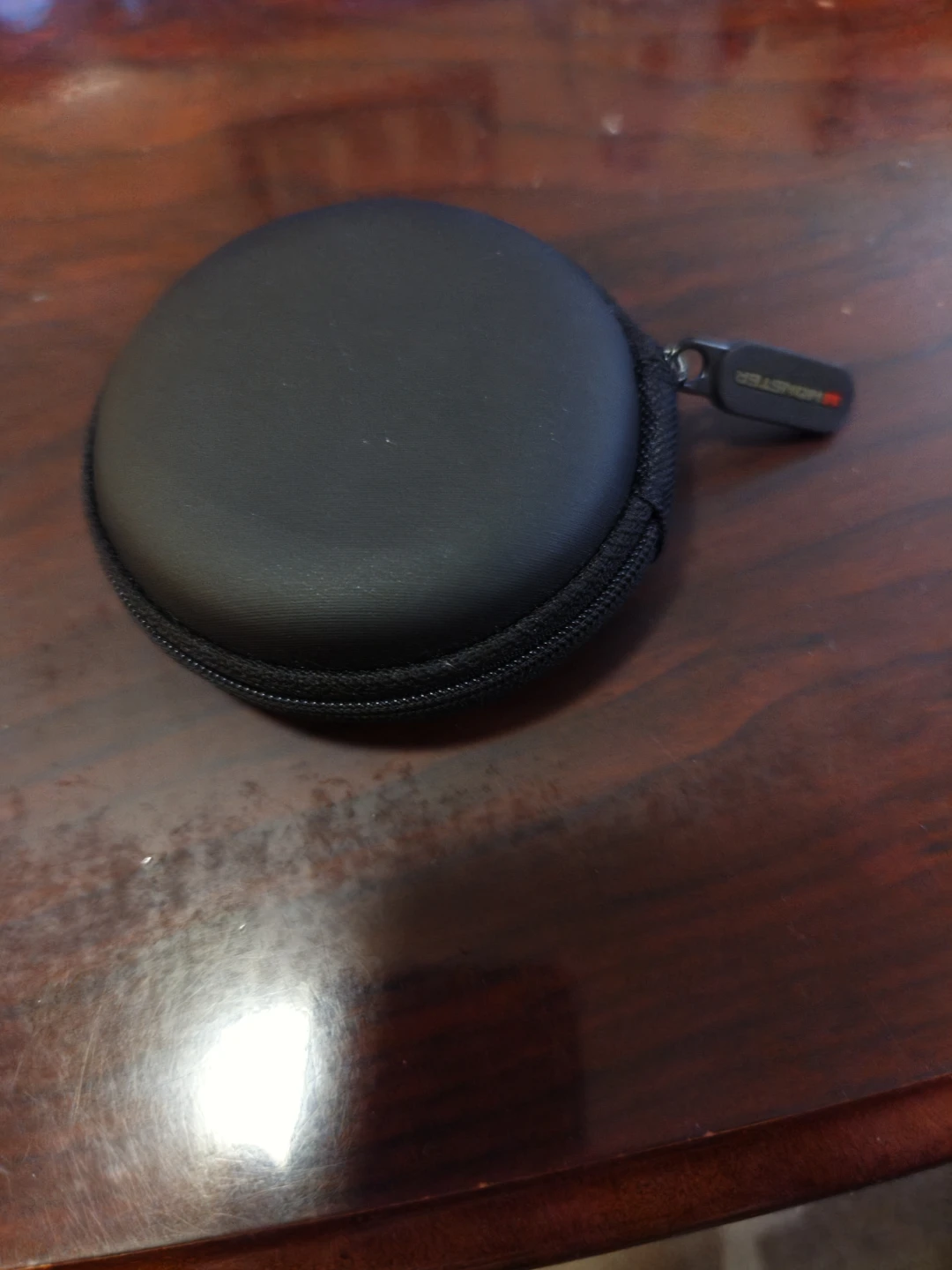 Beats by Dr. Dre urBeats Earphones with Case - photo 2