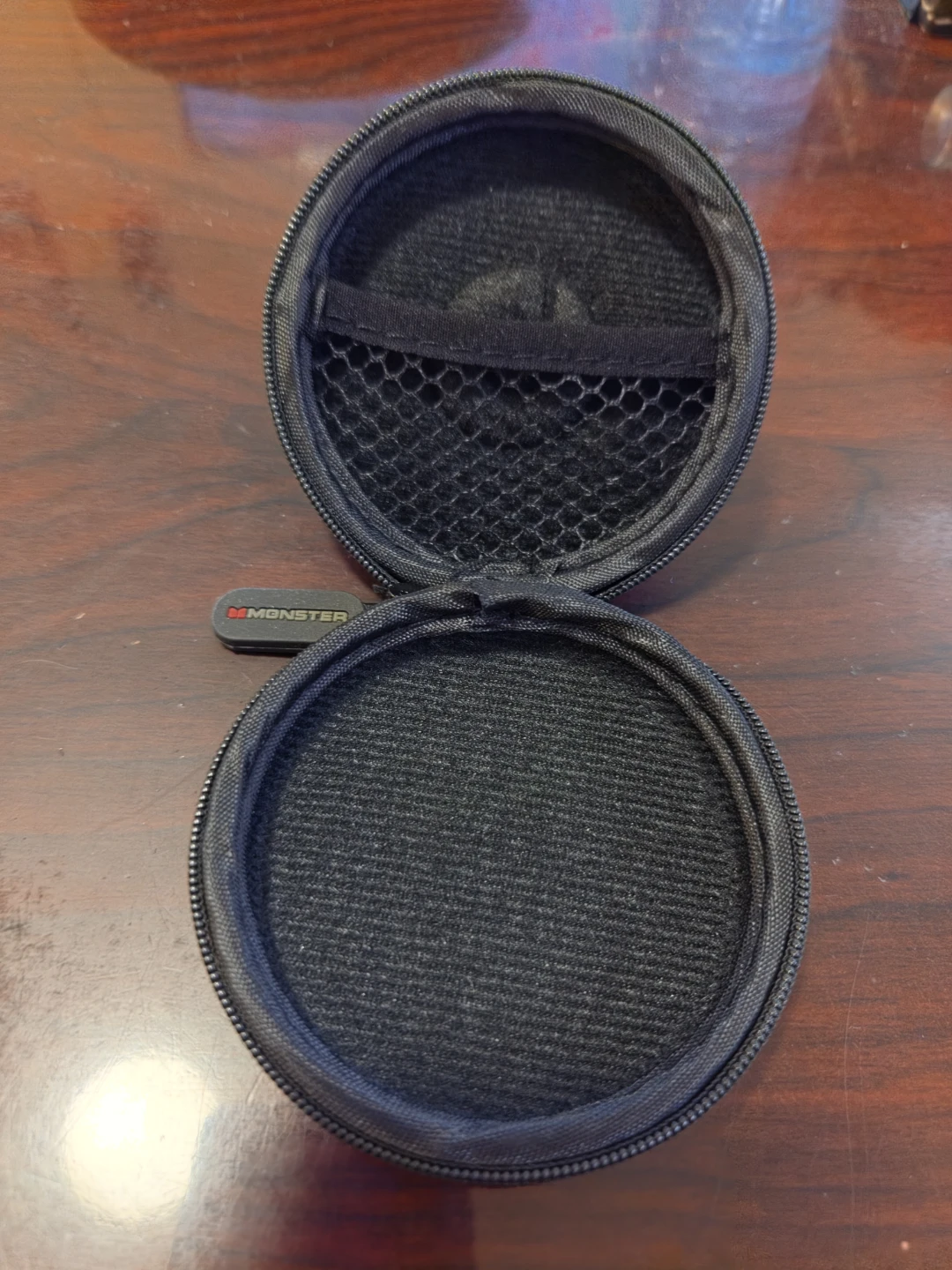 Beats by Dr. Dre urBeats Earphones with Case - photo 4