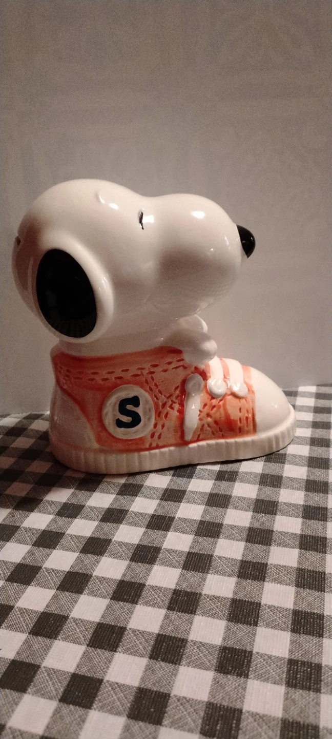 Vintage Snoopy coin bank