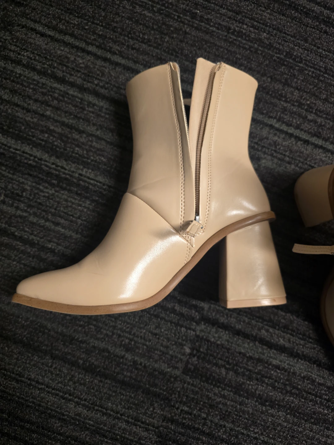 Boots - photo 2