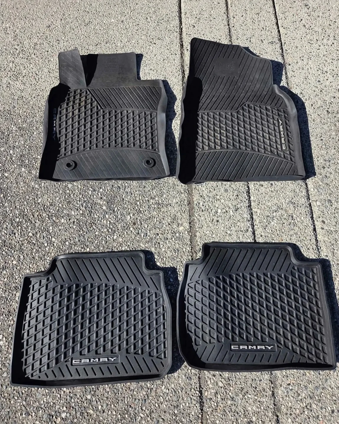 Set of 4 Black Rubber Floor Mats for Toyota Camry 2018~2024