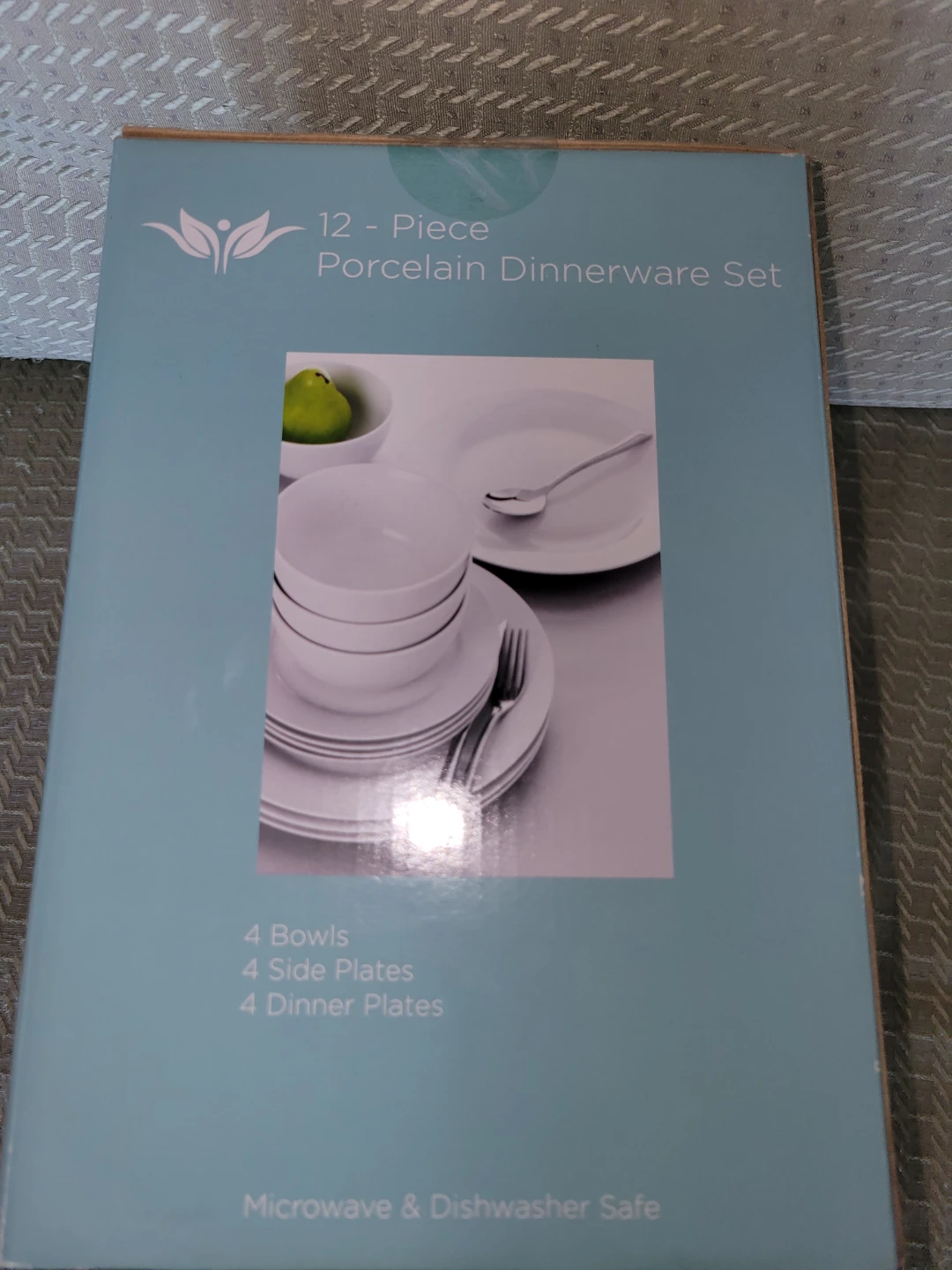 12-Piece Porcelain Dinnerware Set - photo 2