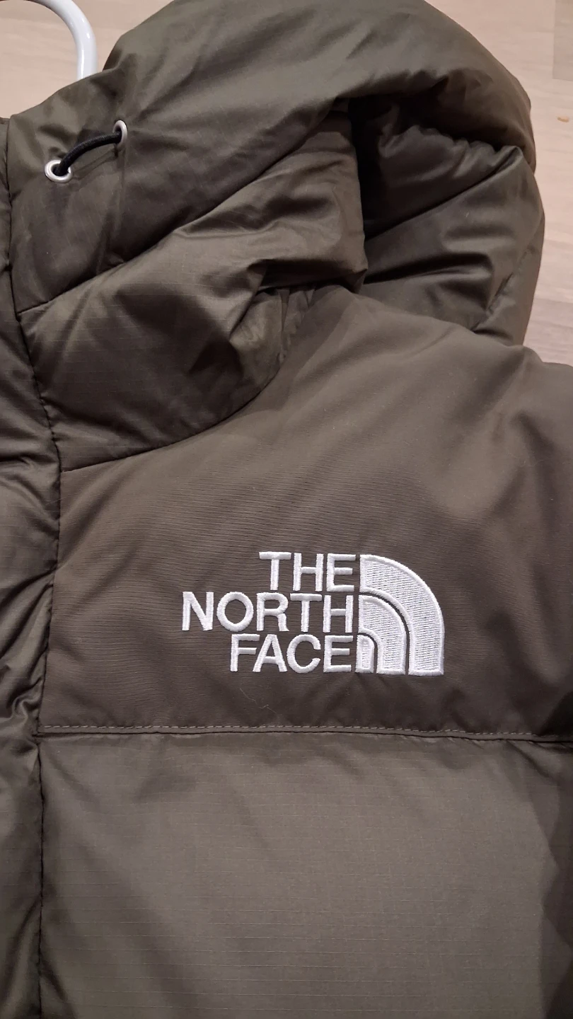 The North Face Puffer Jacket - Green - Size L - photo 2