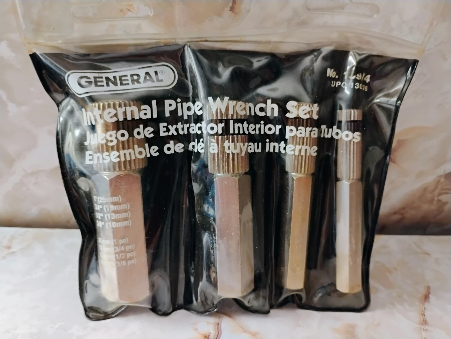 INTERNAL PIPE WRENCH SET (BY GENERAL) #139/4